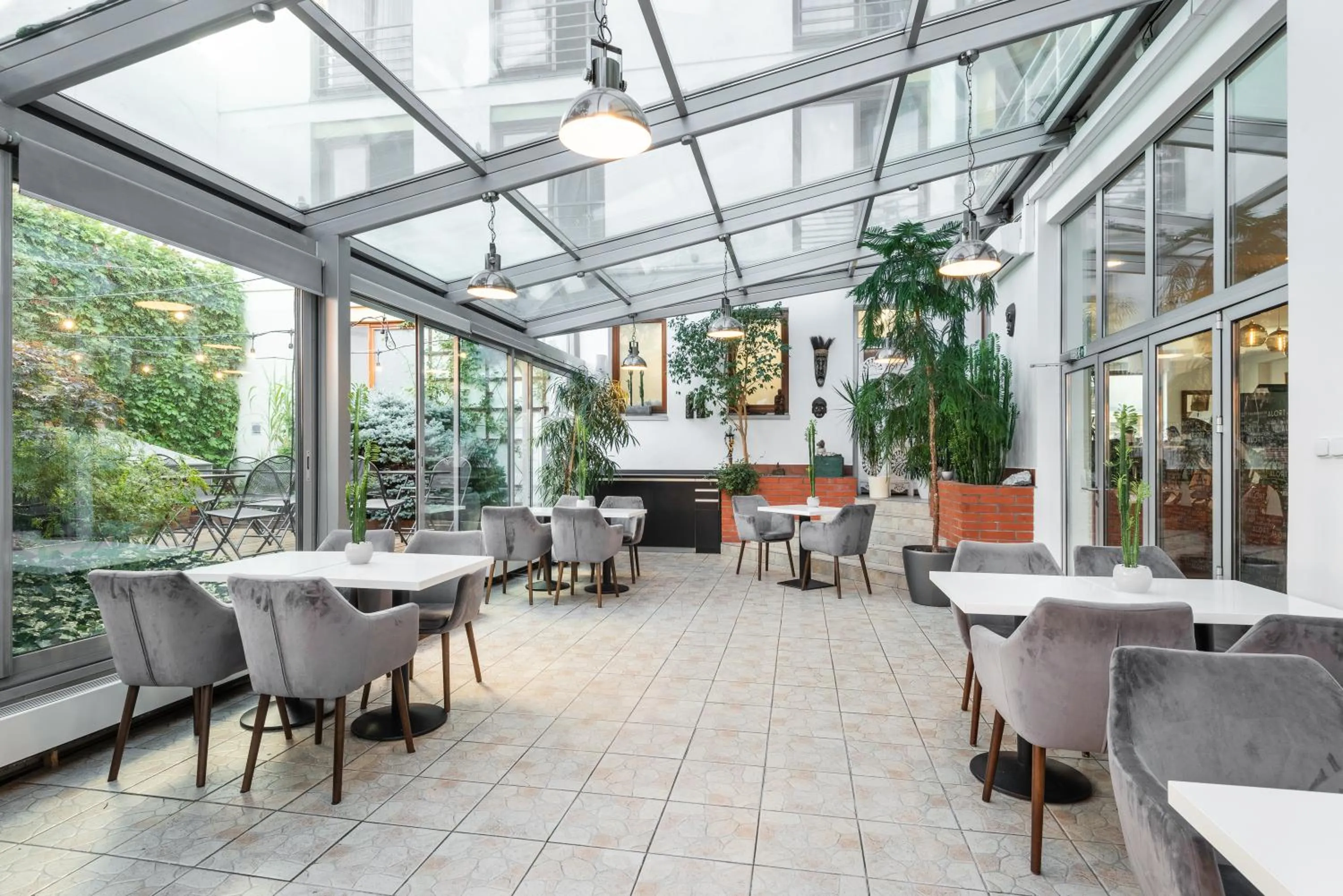 Lounge or bar in Hotel Troja