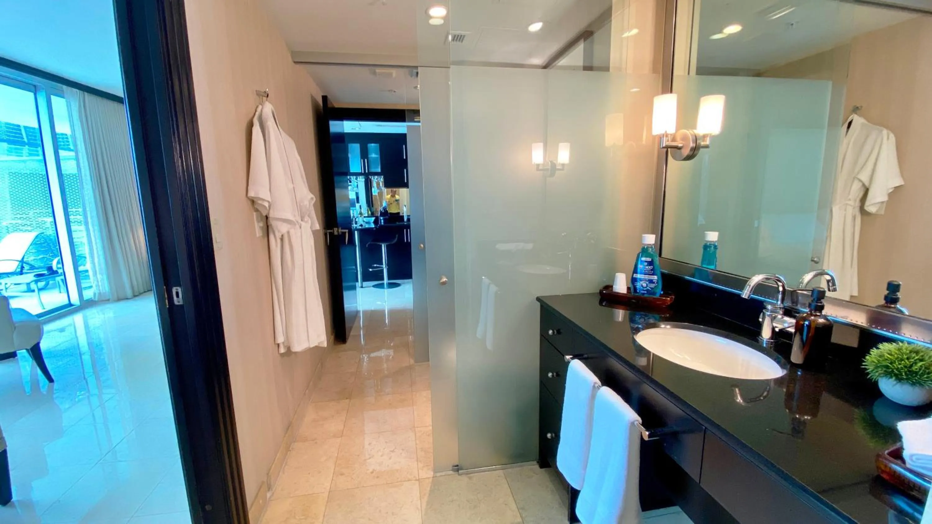 Bathroom in Boutique Suites 3 min walk to beach