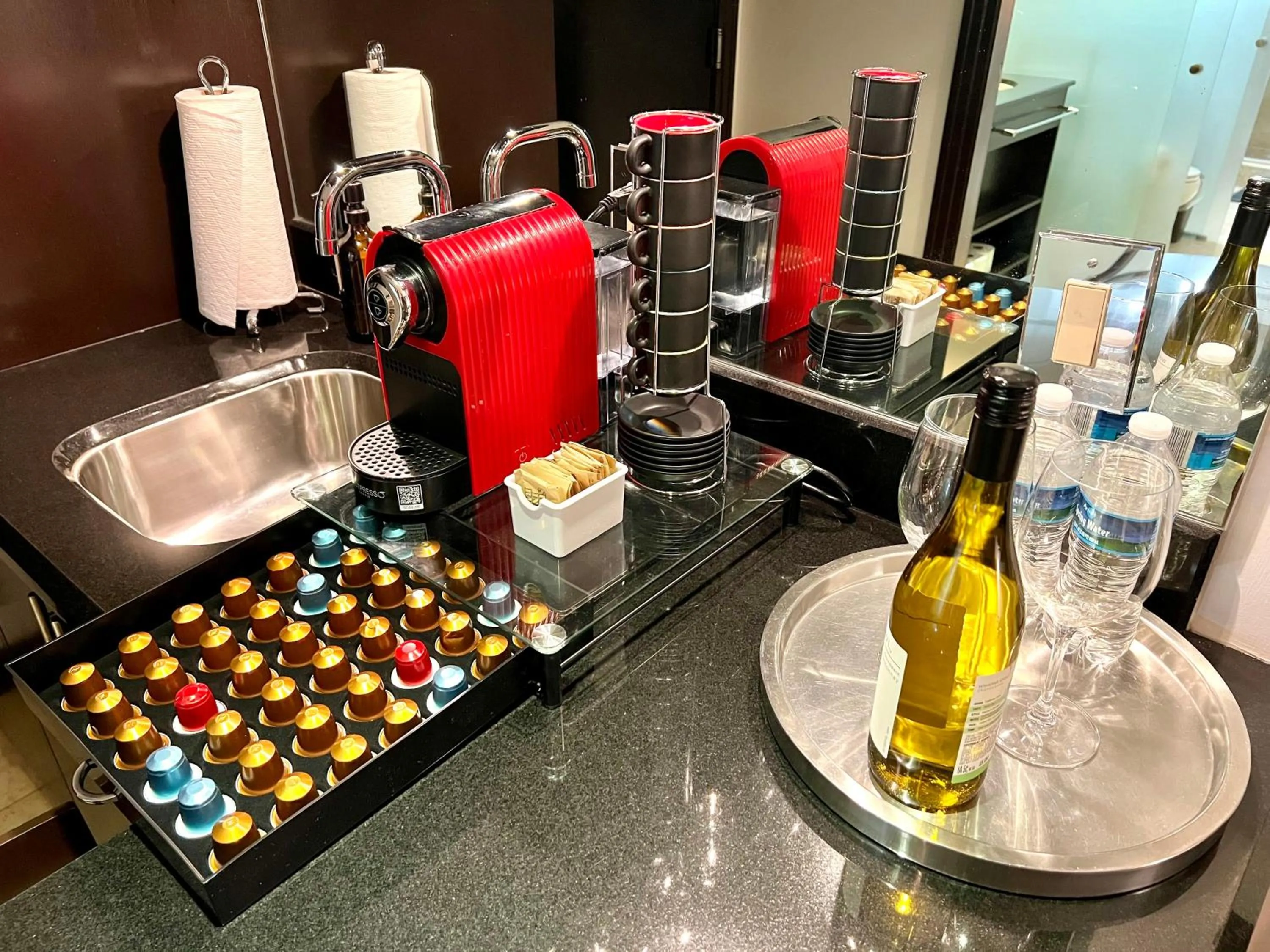 Coffee/tea facilities in Boutique Suites 3 min walk to beach