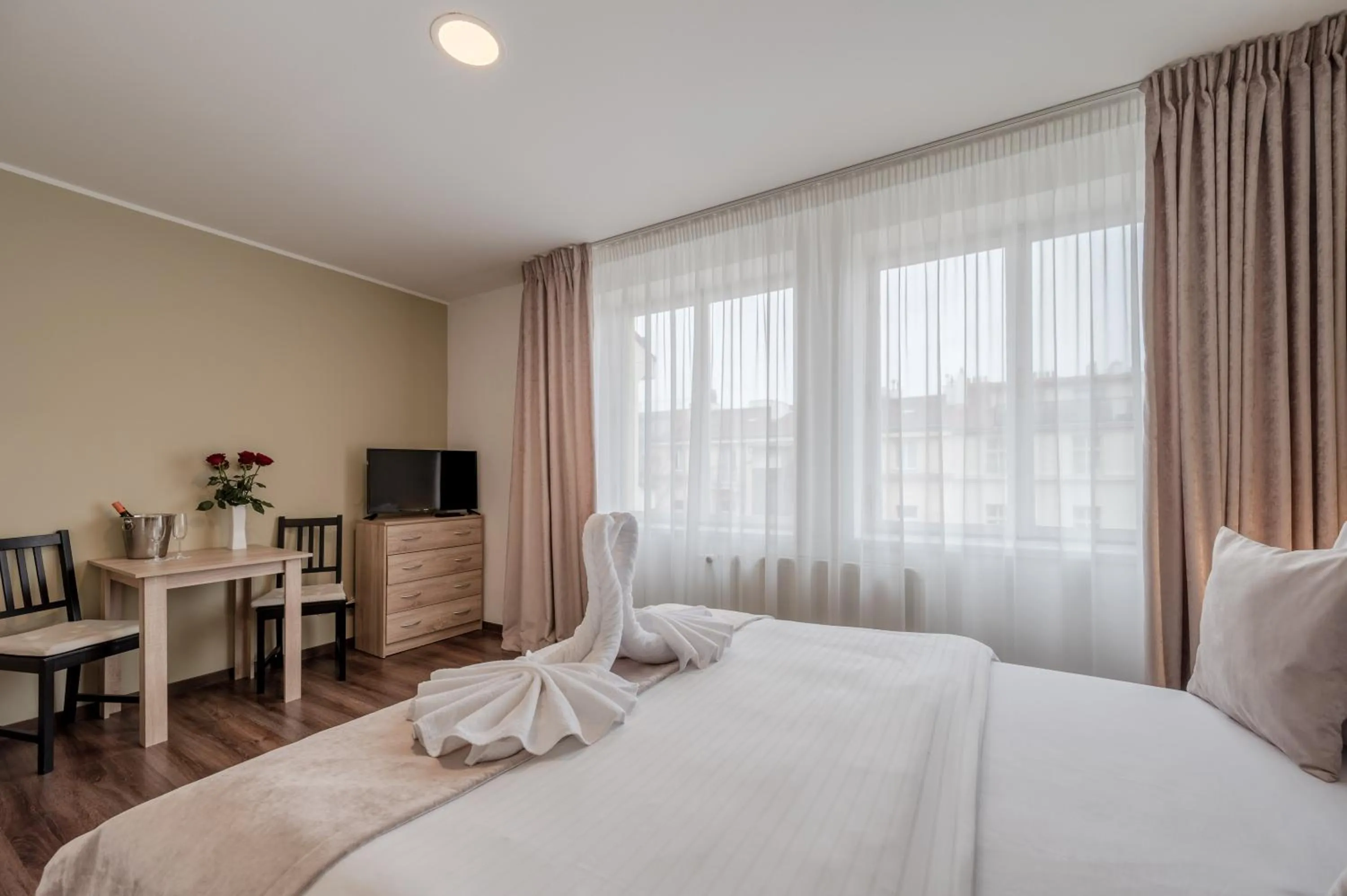 Photo of the whole room, Bed in Hotel Brixen