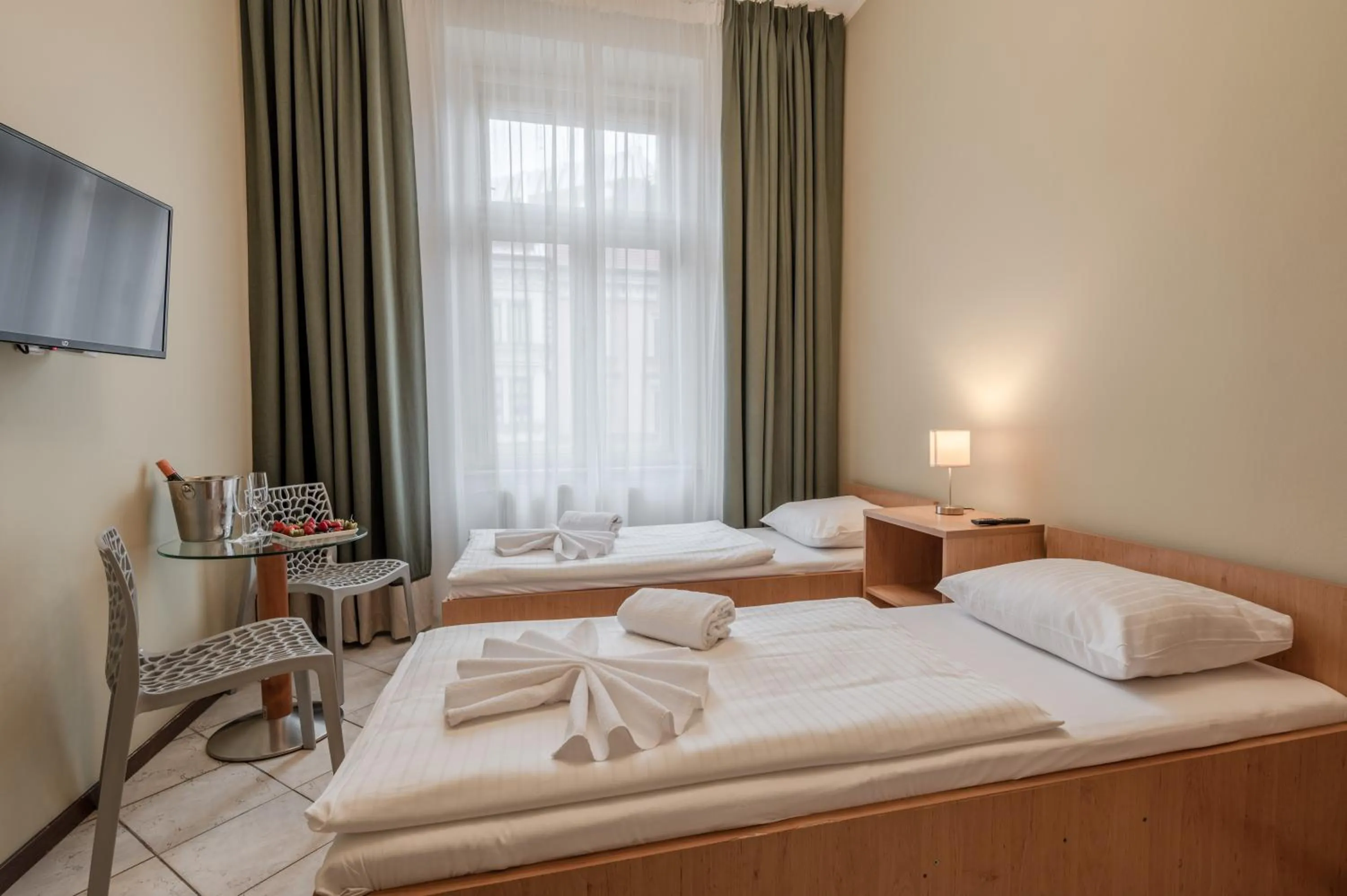 Photo of the whole room, Bed in Hotel Brixen