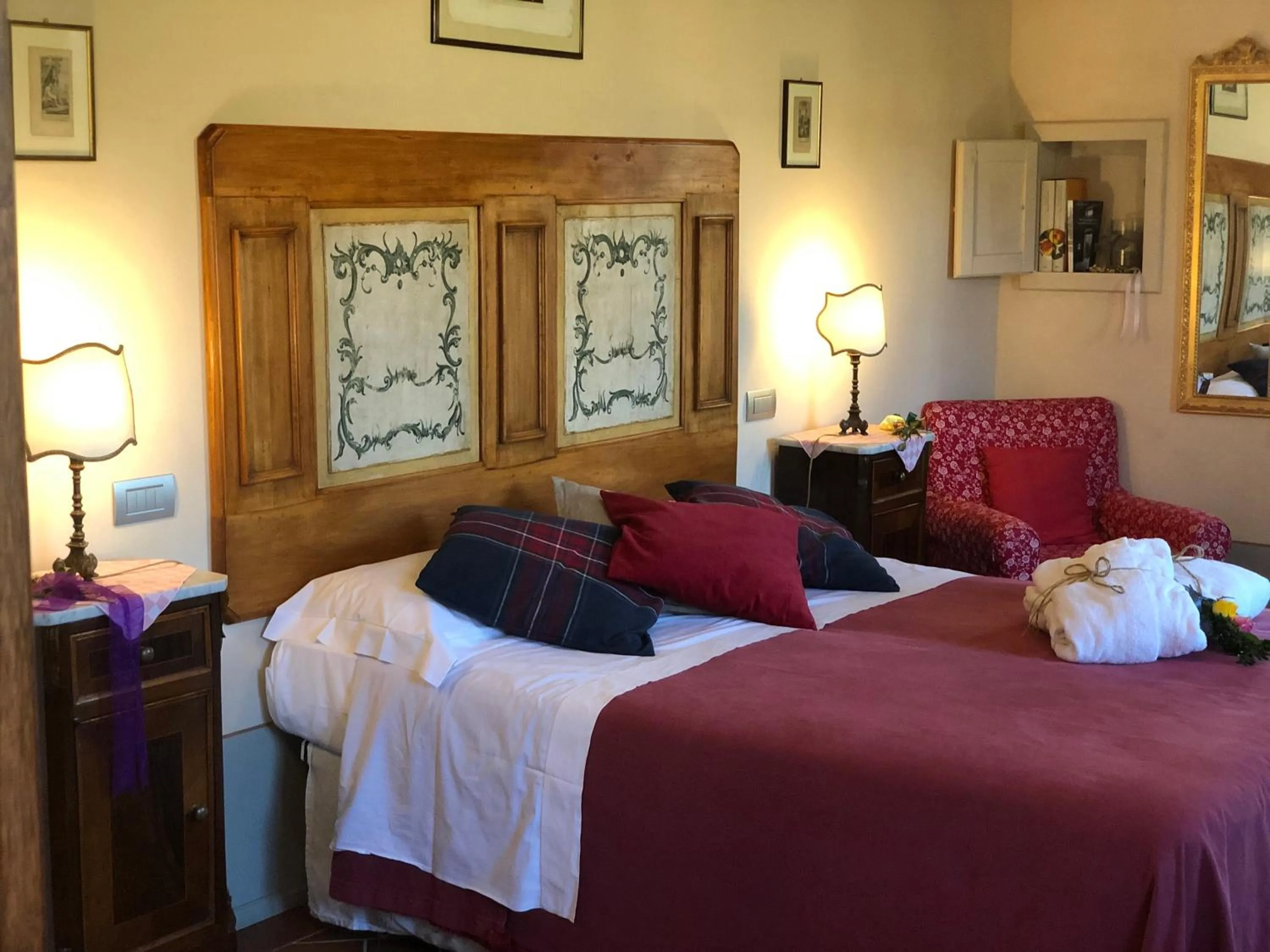 Bed in La Cantina Relais - Fattoria Il Cipresso