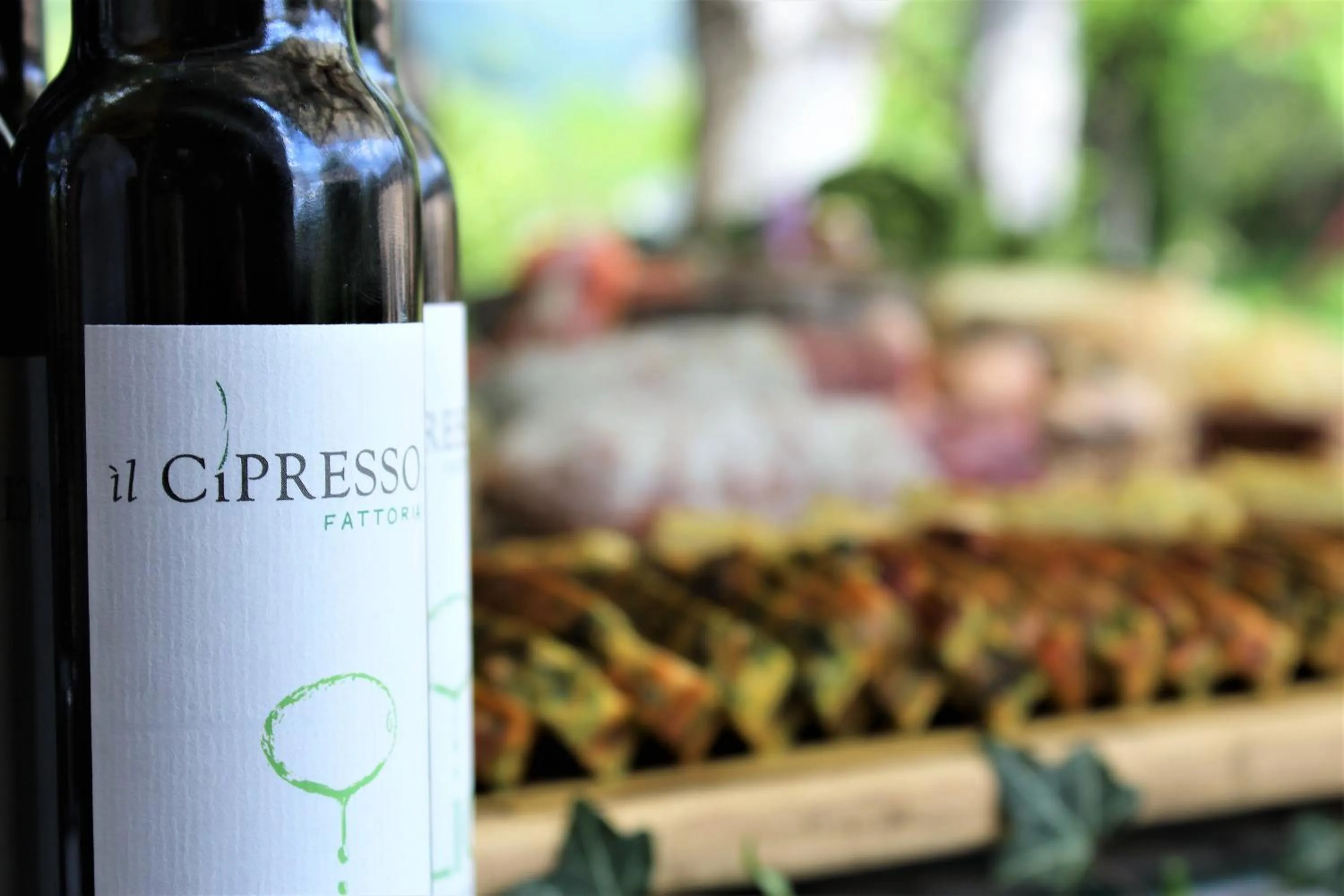 Food and drinks in La Cantina Relais - Fattoria Il Cipresso