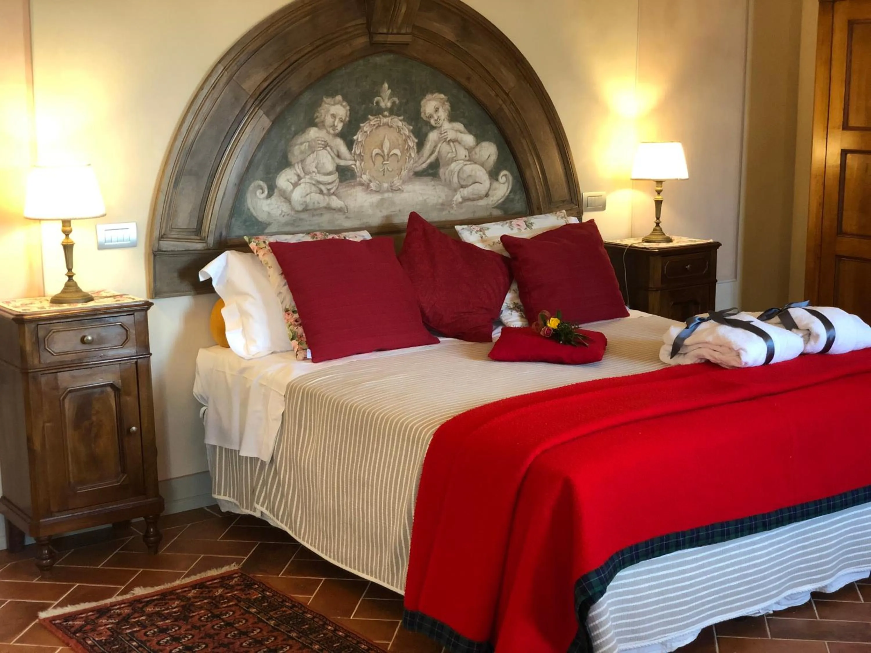 Bedroom, Bed in La Cantina Relais - Fattoria Il Cipresso