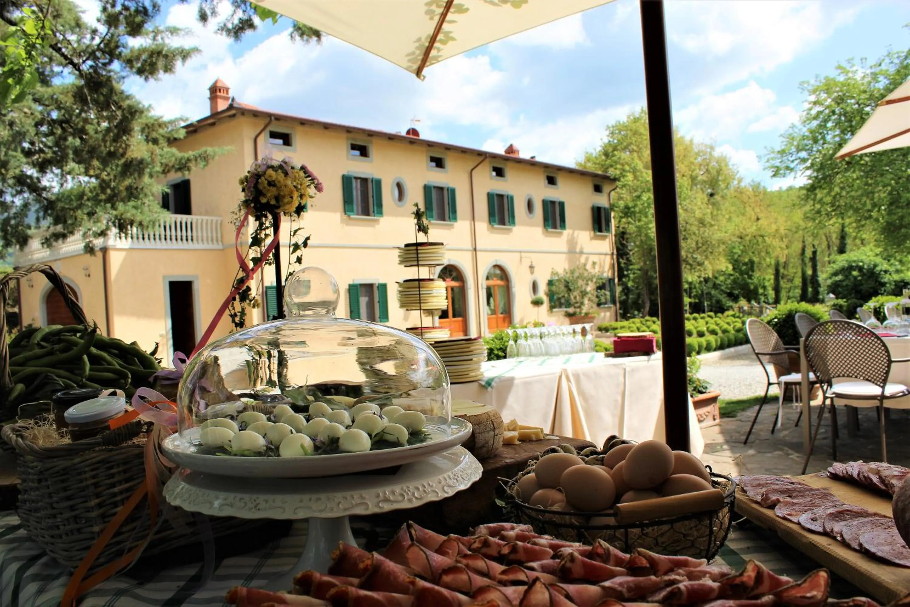 Meals in La Cantina Relais - Fattoria Il Cipresso