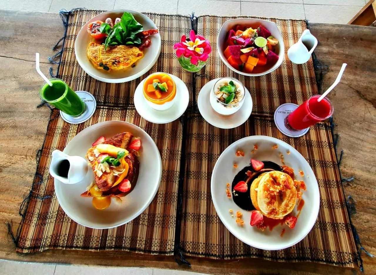 Breakfast in Maruti Beach Club