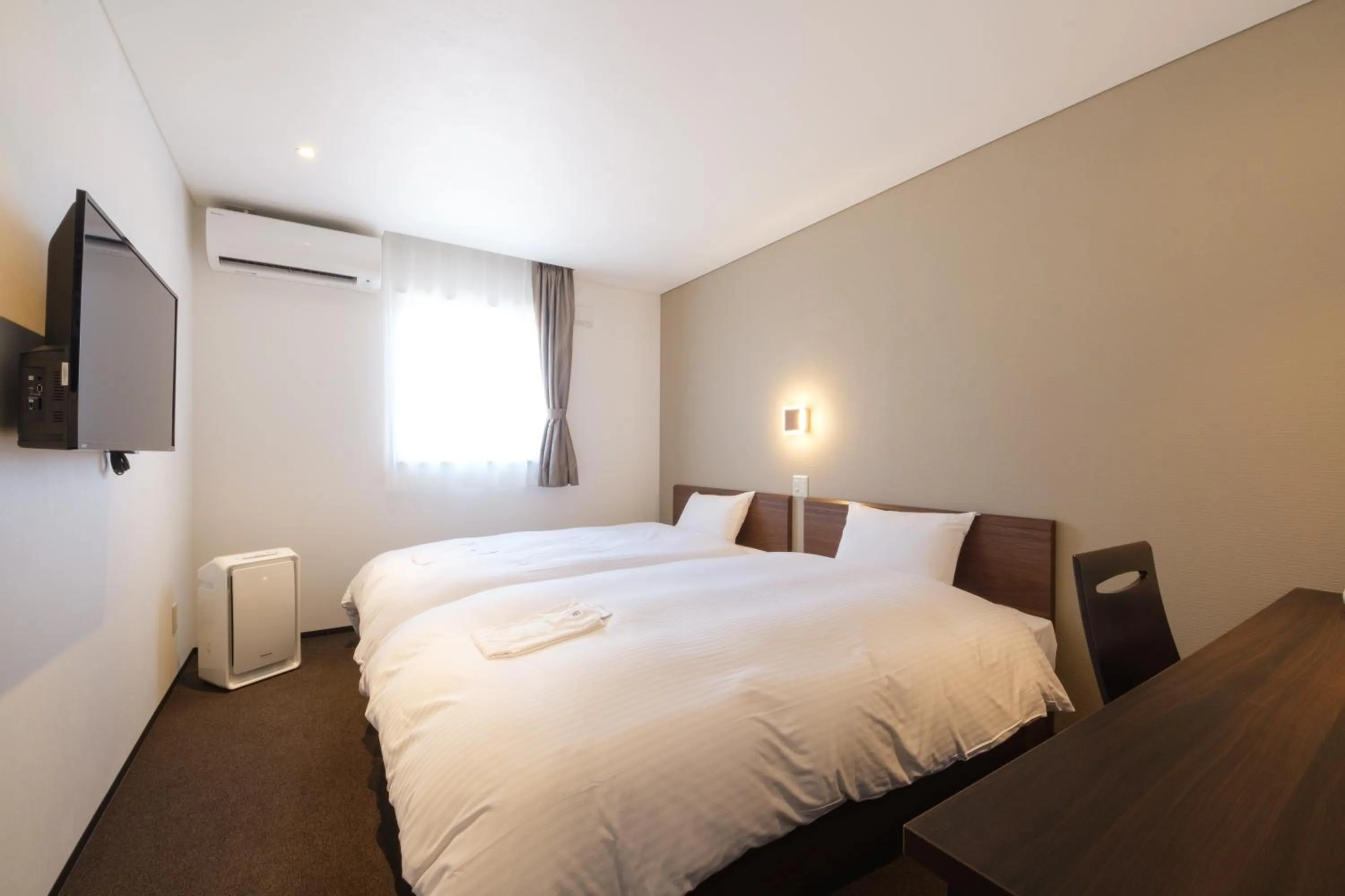 TV and multimedia, Bed in Hotel chez toi Kanonji