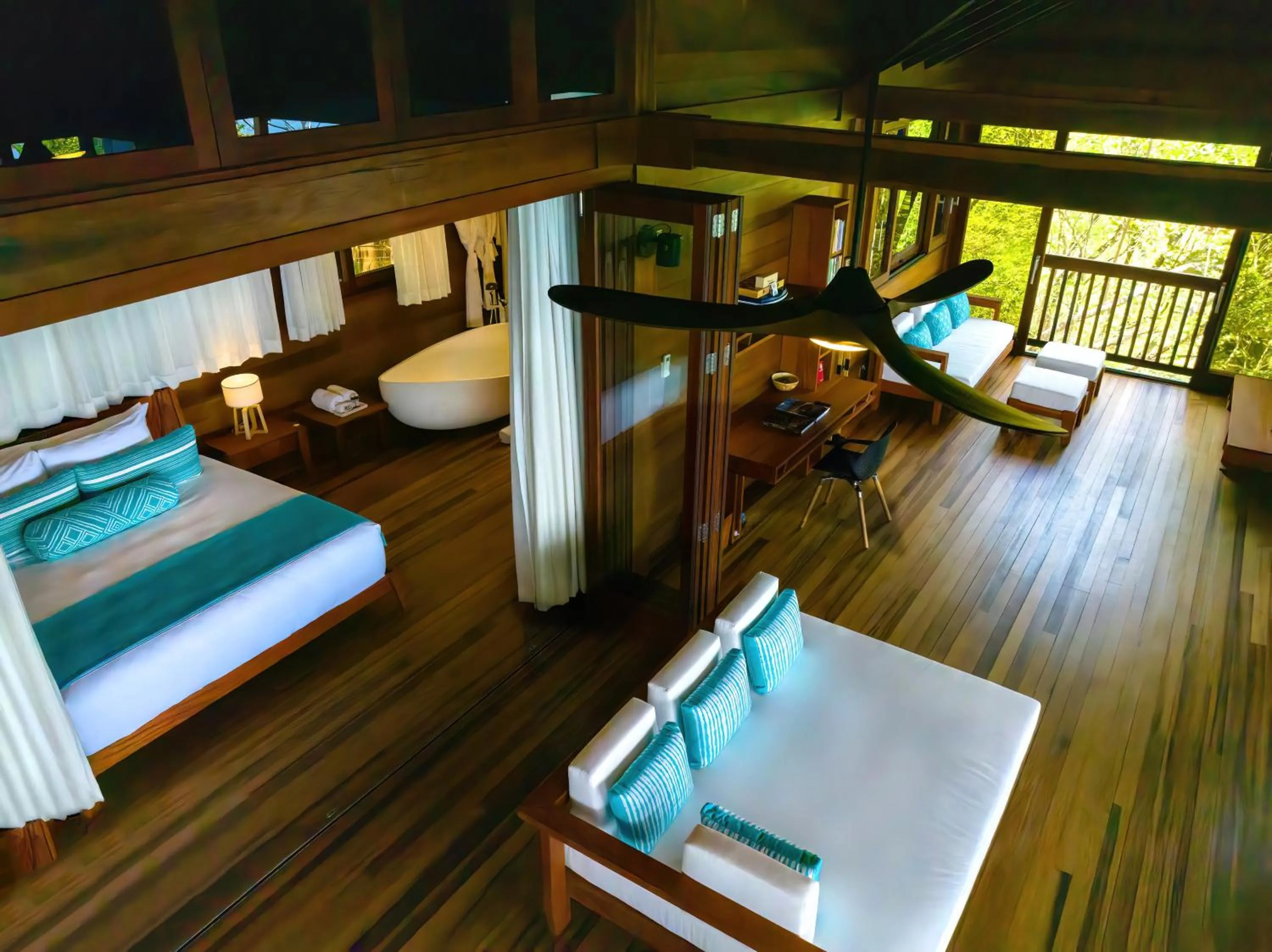 Living room, Bed in Secret Bay