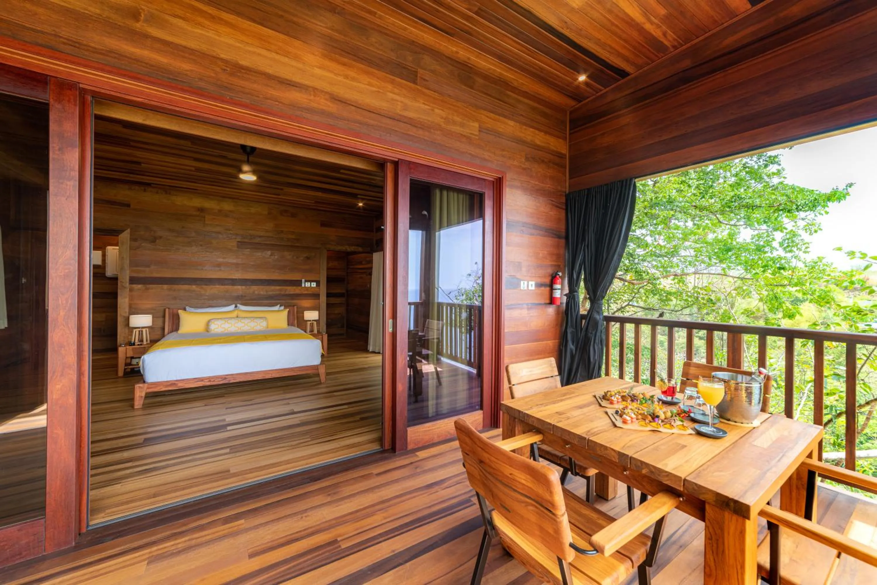 Balcony/Terrace, Bed in Secret Bay