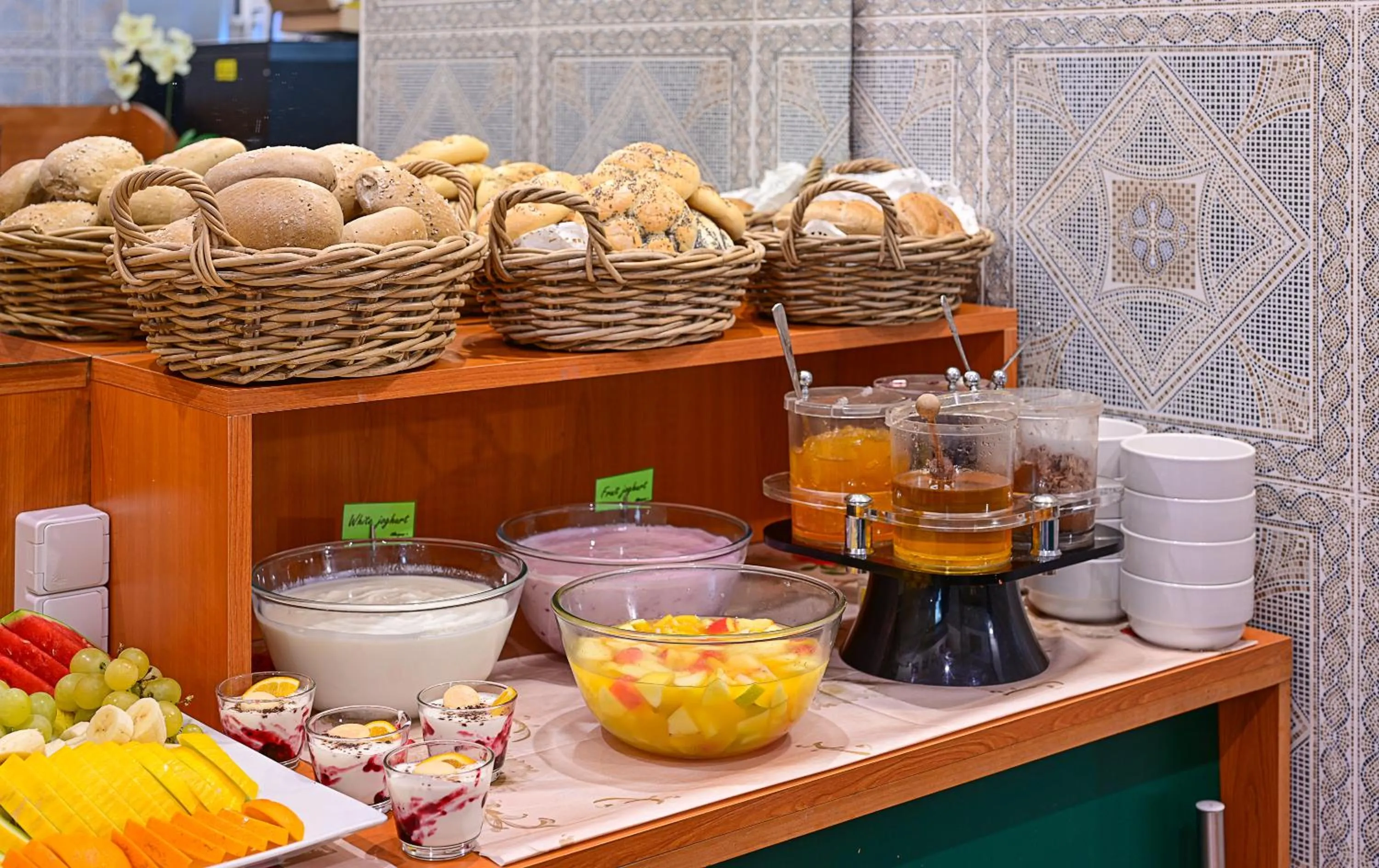 Buffet breakfast in Hotel Malá Strana