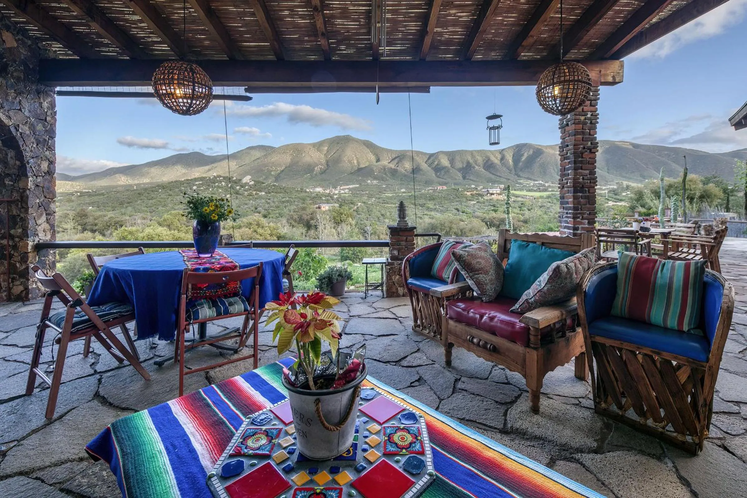 Patio in Quinta Maria en la Ruta del Vino