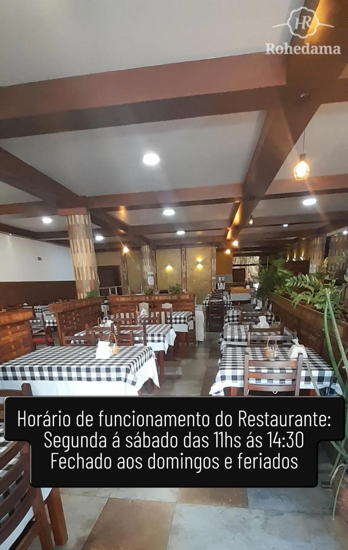 Restaurant/places to eat in Rohedama Hotel