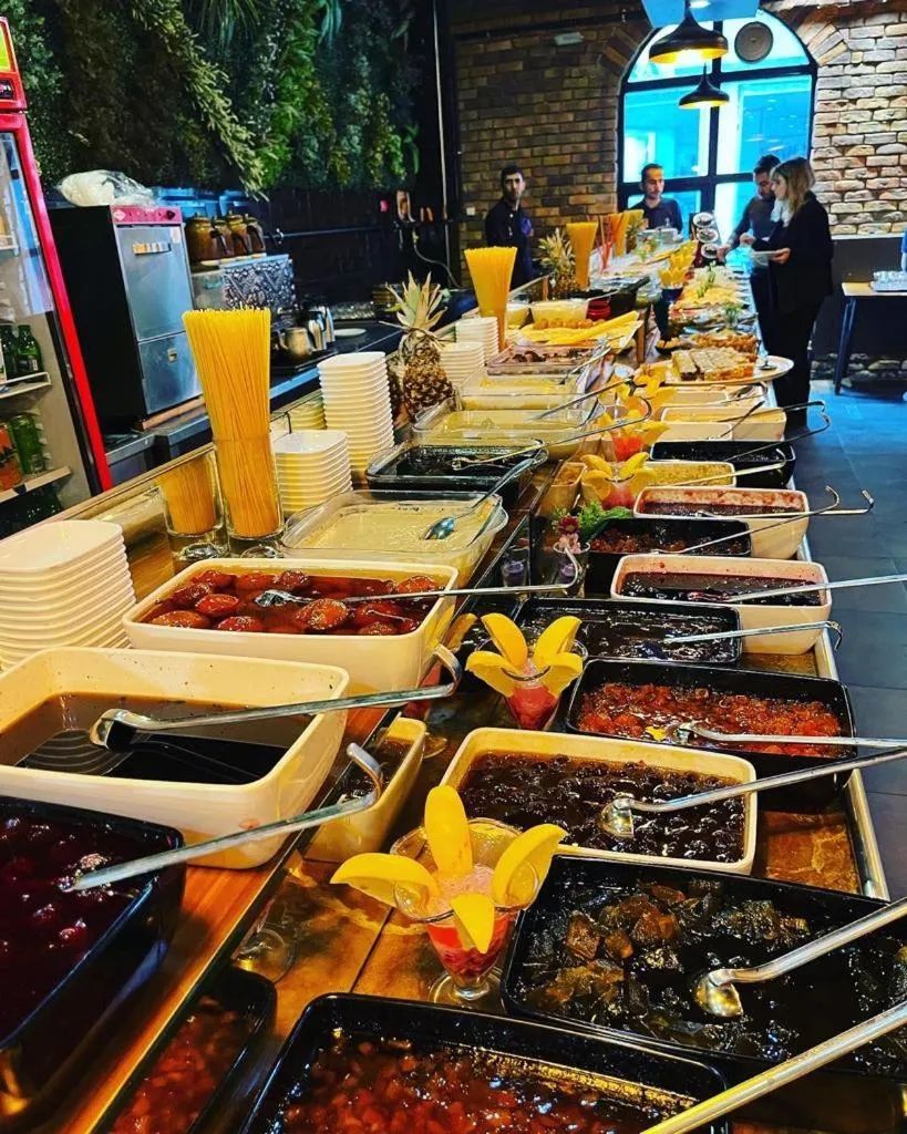 Restaurant/places to eat in Grand Catalkaya Hotel