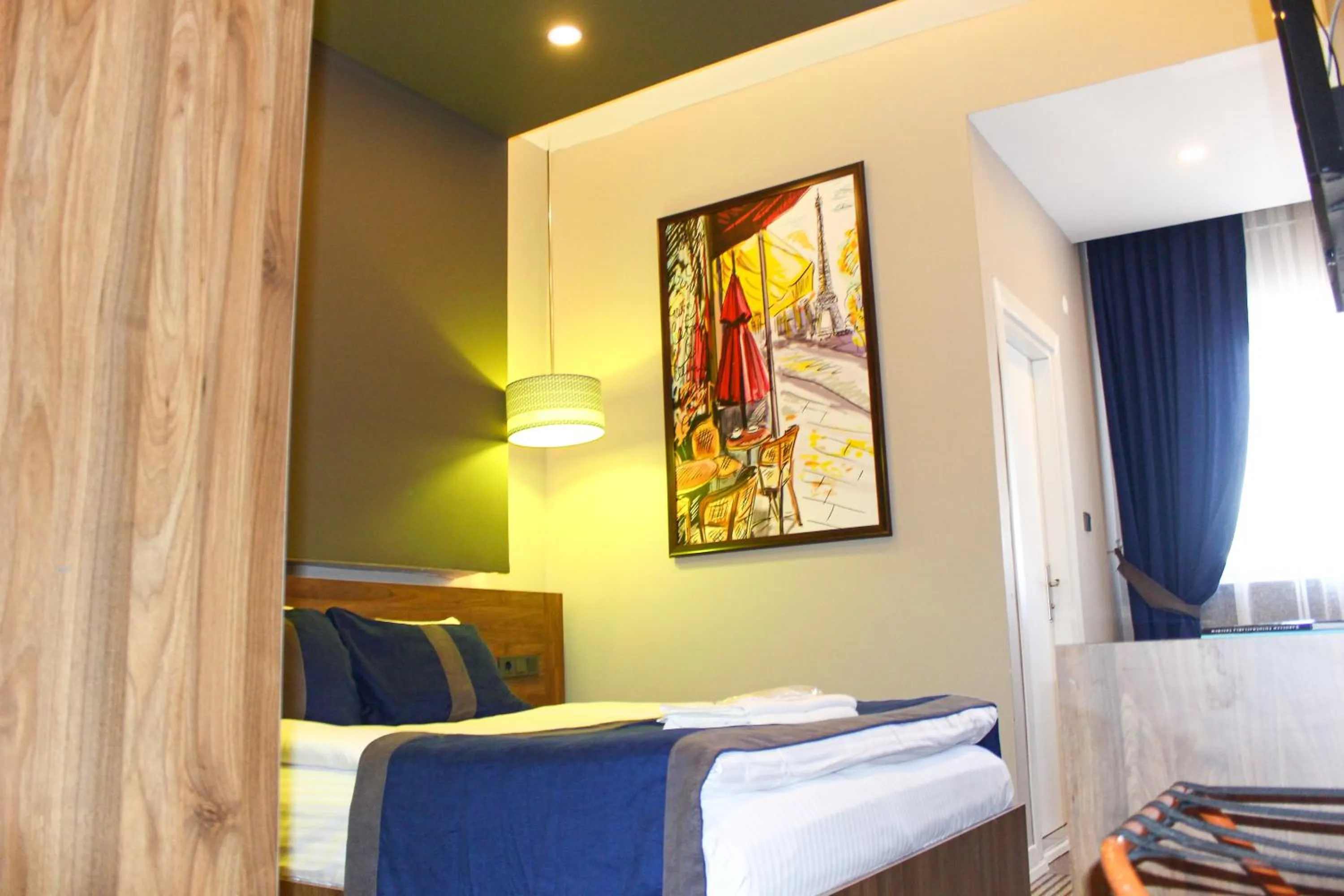 Bed in Grand Catalkaya Hotel