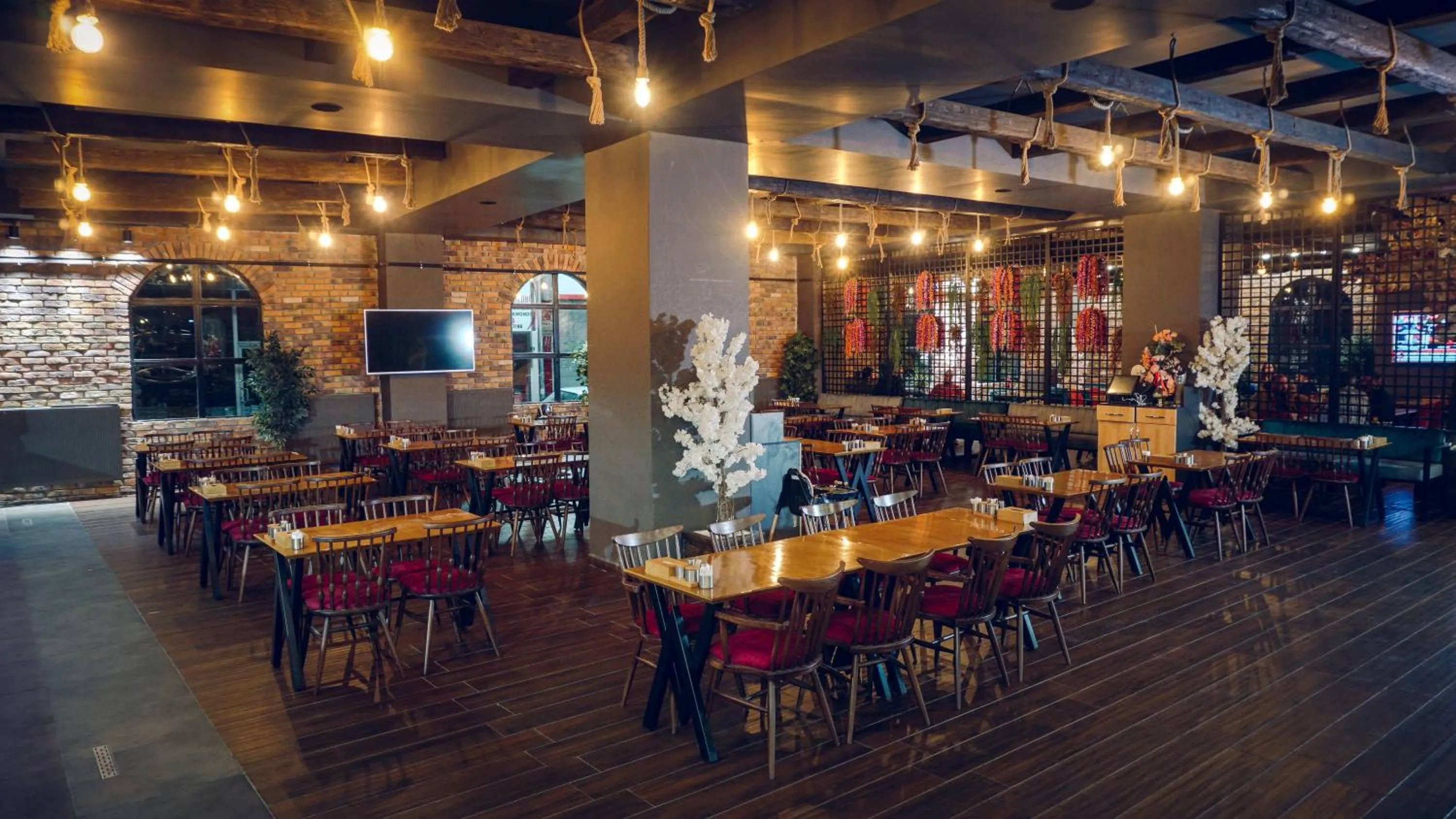 Restaurant/places to eat in Grand Catalkaya Hotel