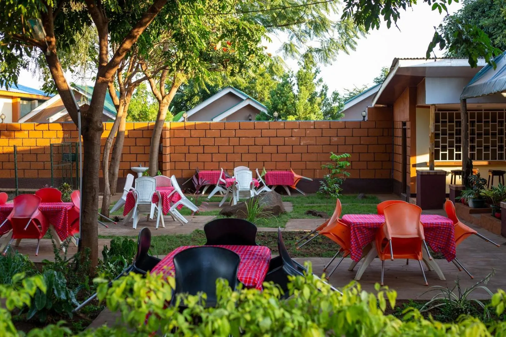 Lounge or bar in Kilimanjaro Snow Peak Hotel