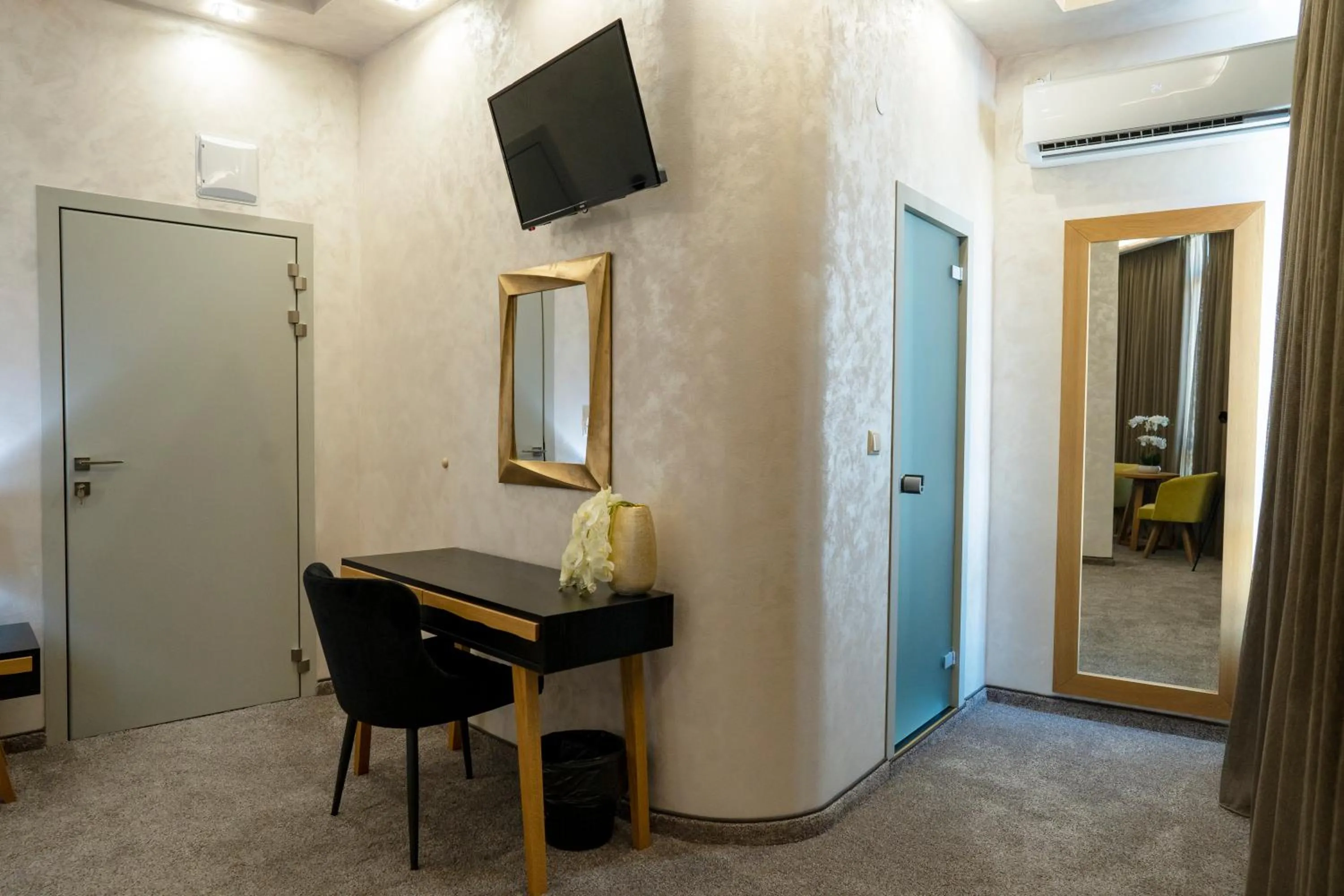 Photo of the whole room in Hotel CITY Petrich