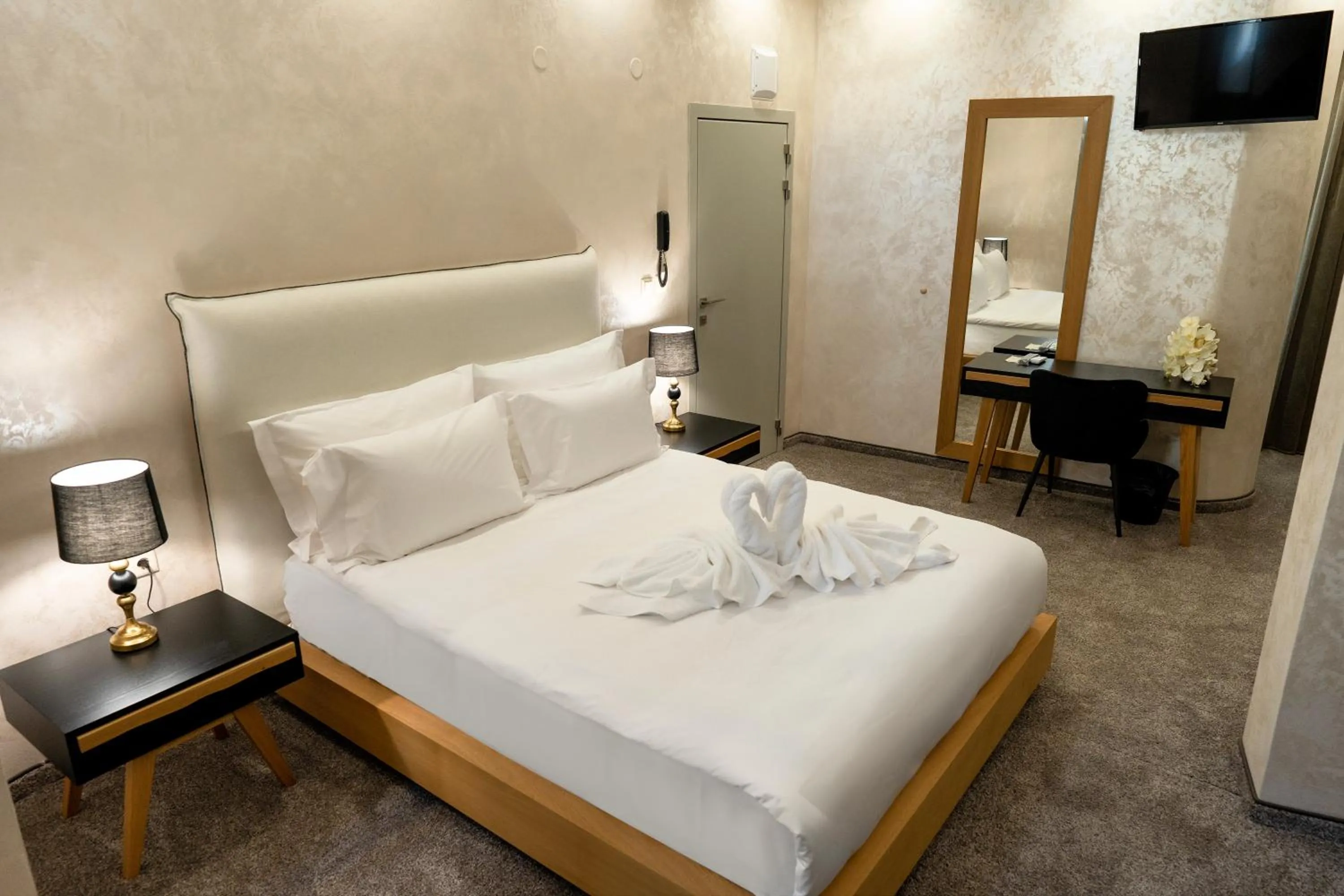 Photo of the whole room, Bed in Hotel CITY Petrich