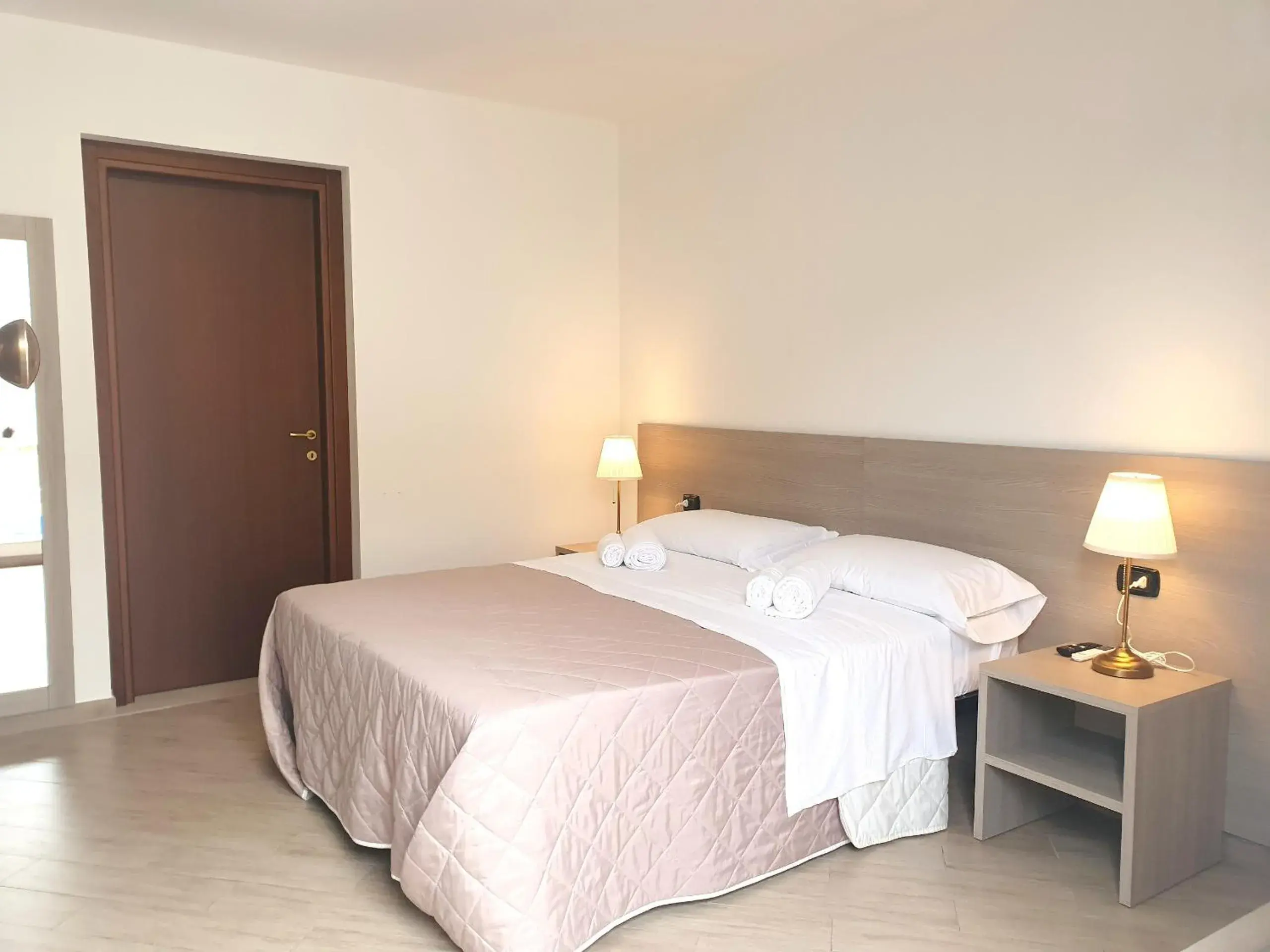 Superior Double or Twin Room in RipamontiBnB Superior Double or Twin Room in RipamontiBnB