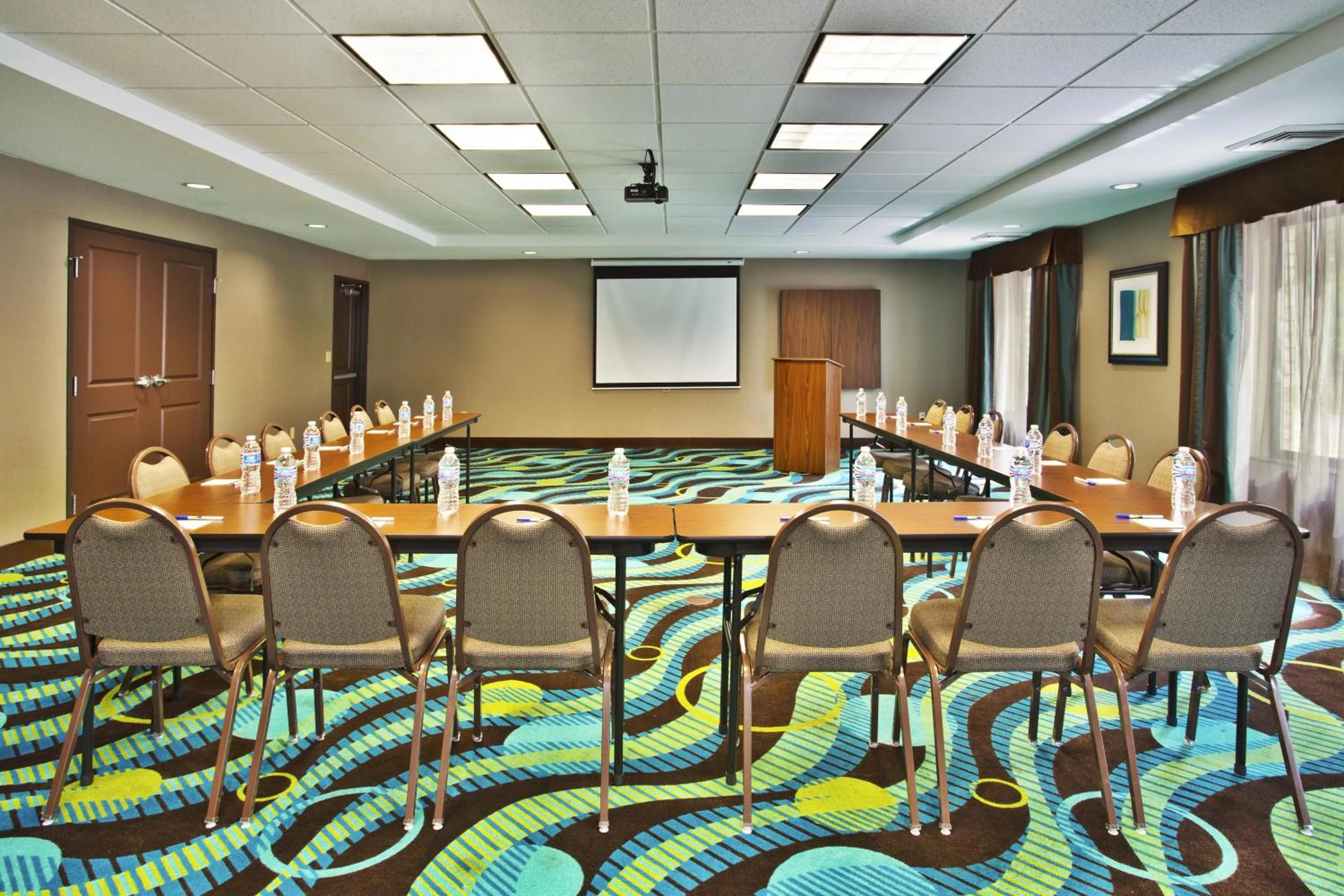 Meeting/conference room in Holiday Inn Express Hastings by IHG