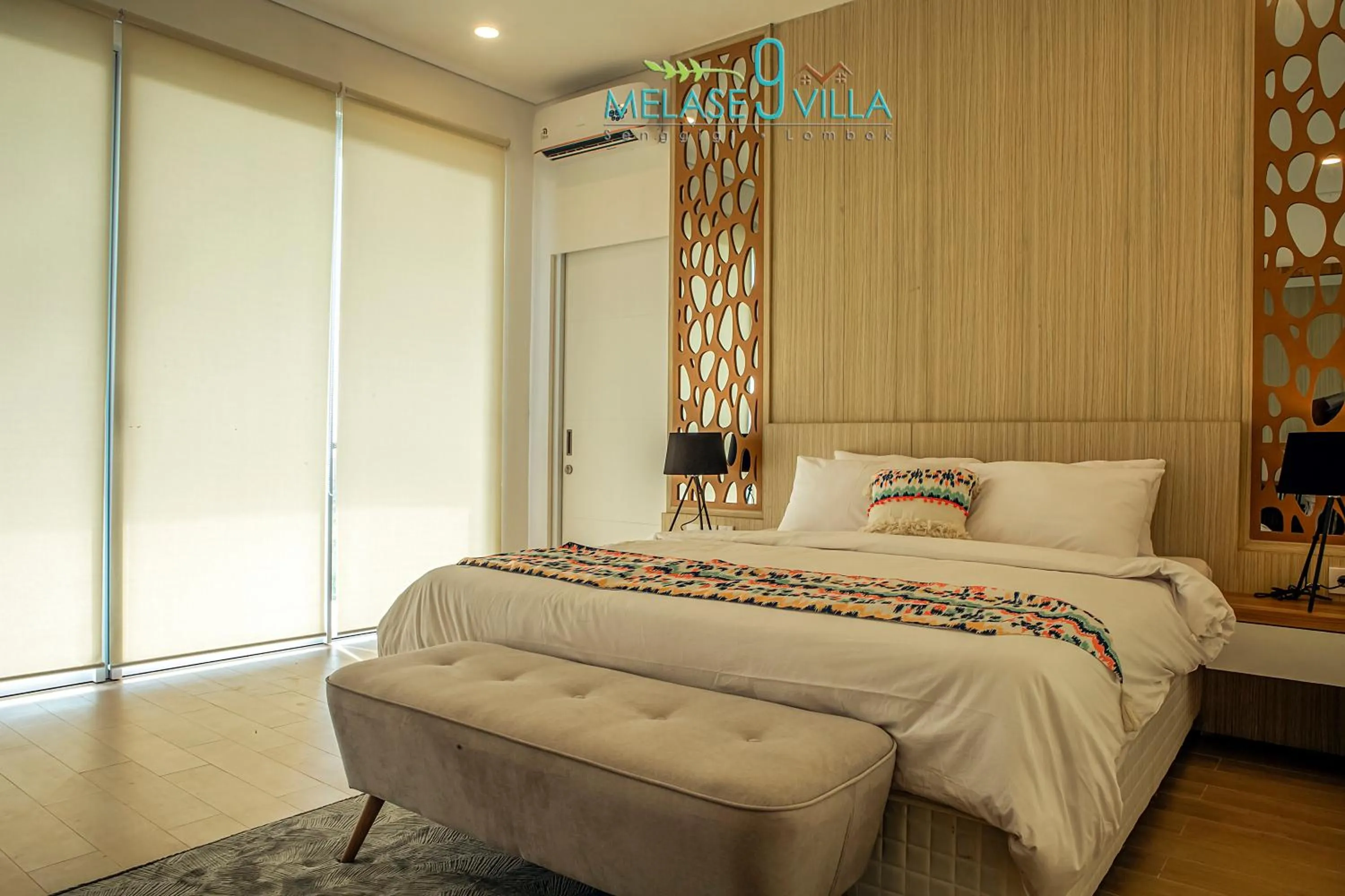 Photo of the whole room, Bed in Melase 9 Villa, Senggigi