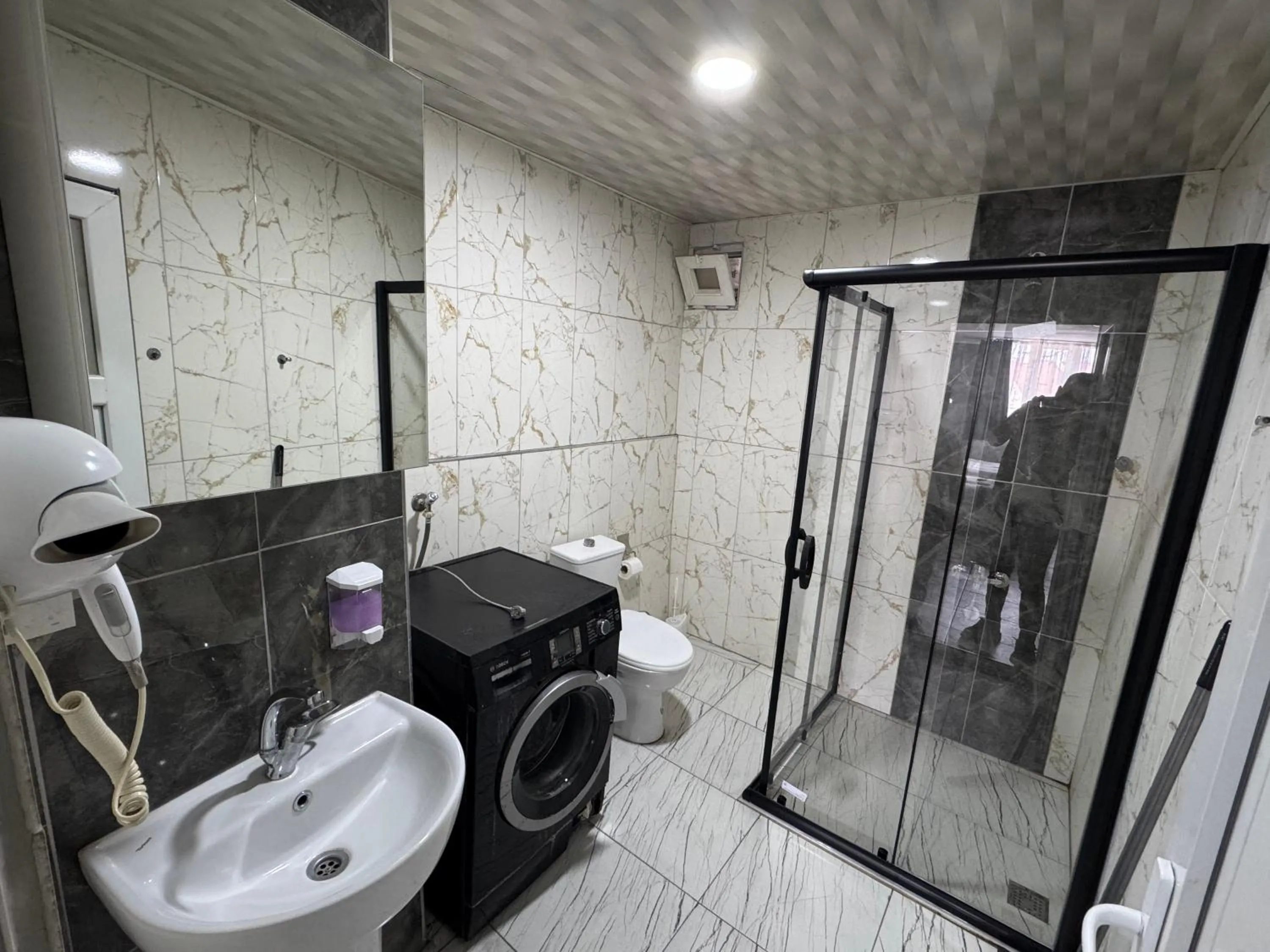 Shower in ERSOY EGE APART OTEL