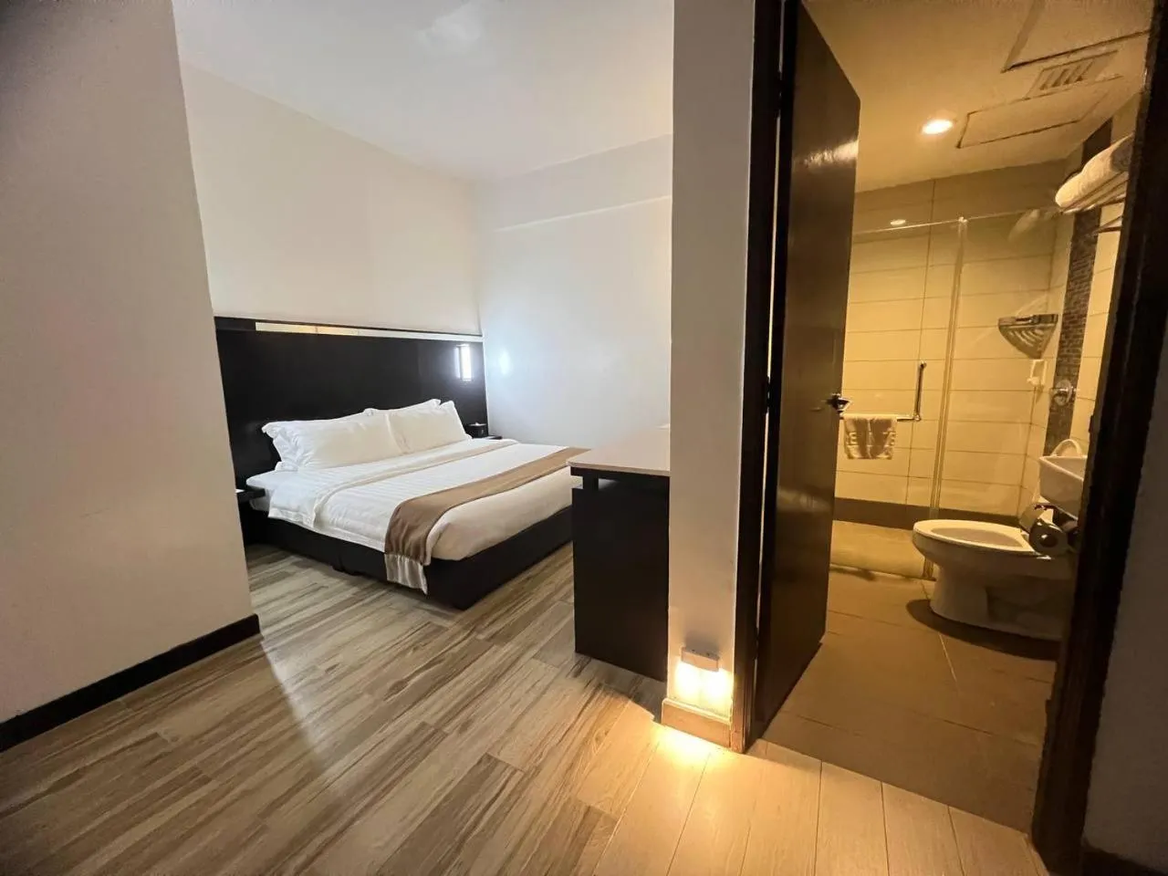 Bed in Dreamtel Kota Kinabalu