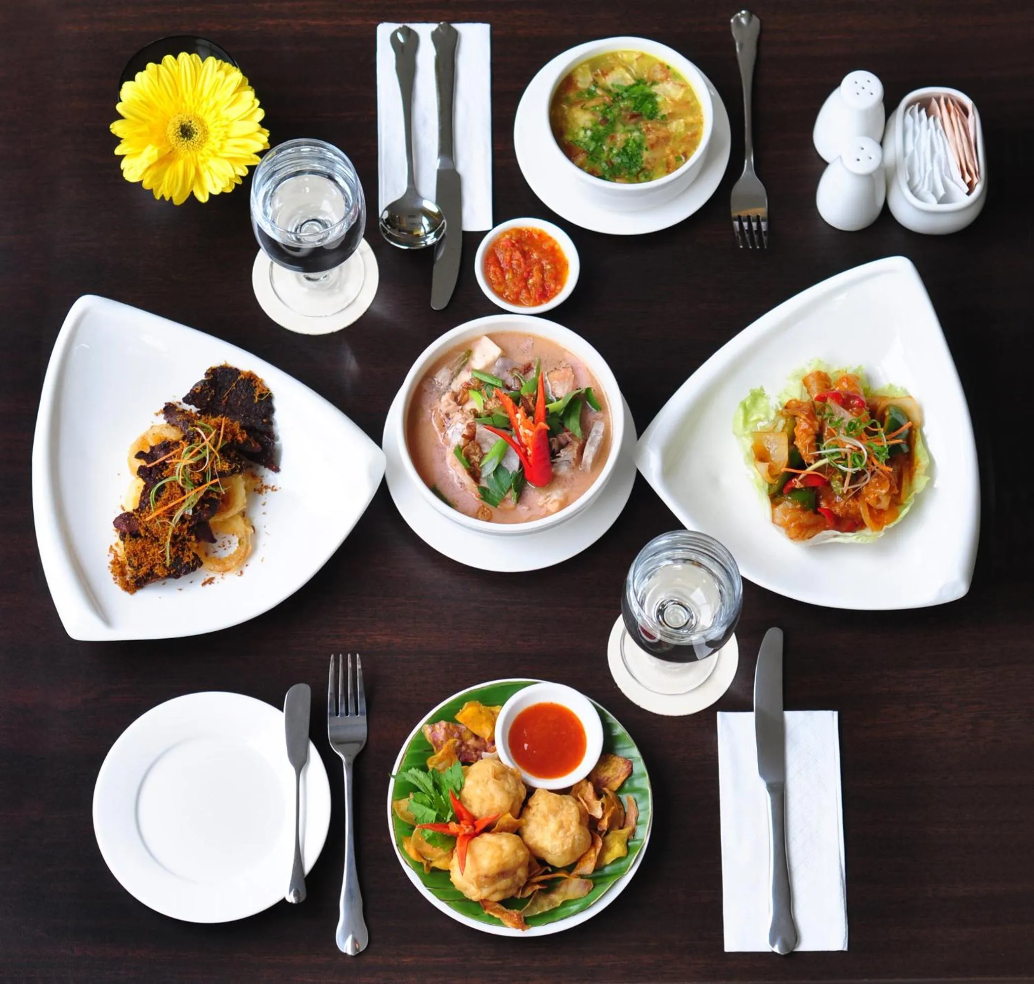 Food and drinks in Dreamtel Kota Kinabalu