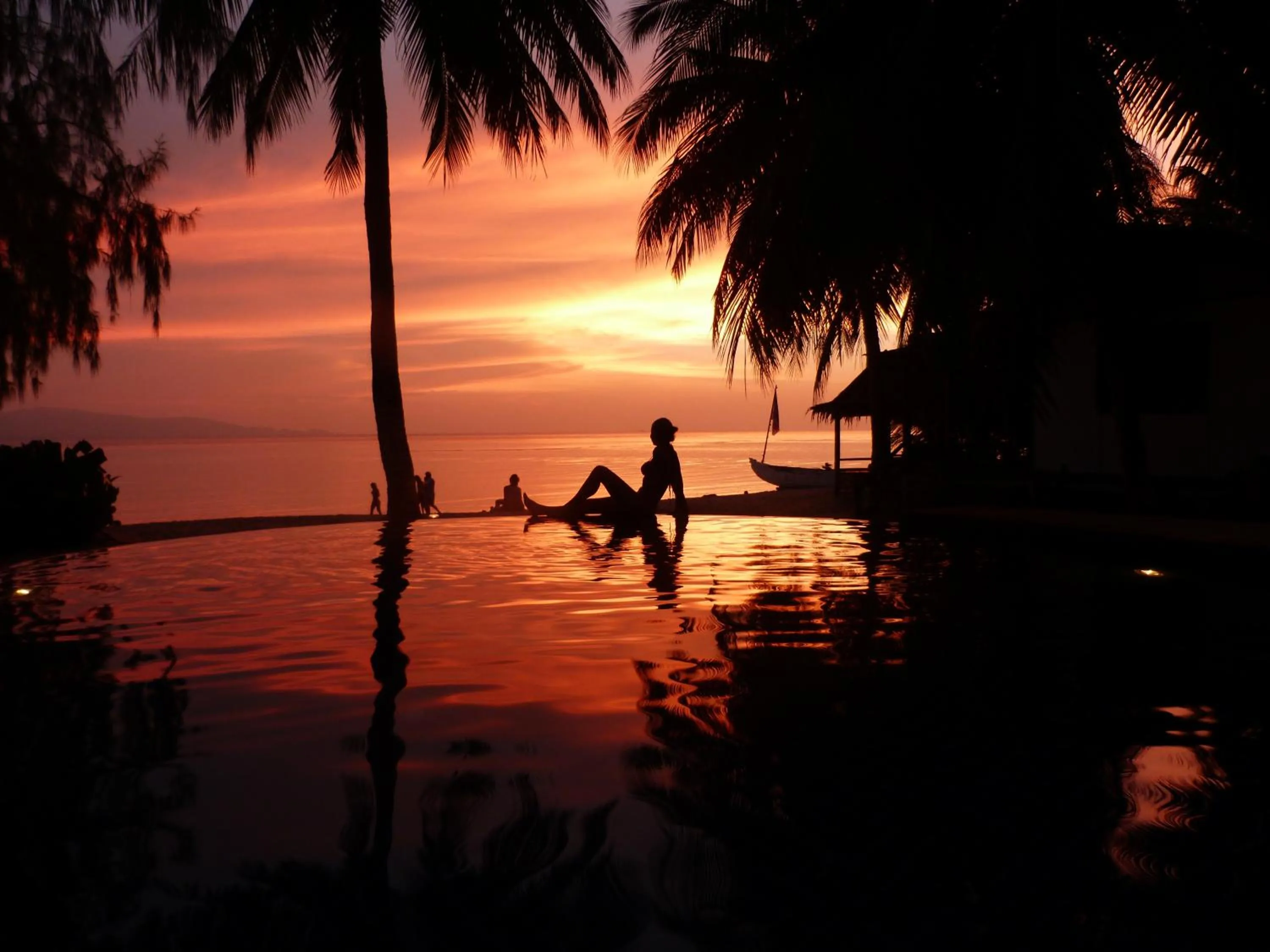 Night in Sarana Bungalows