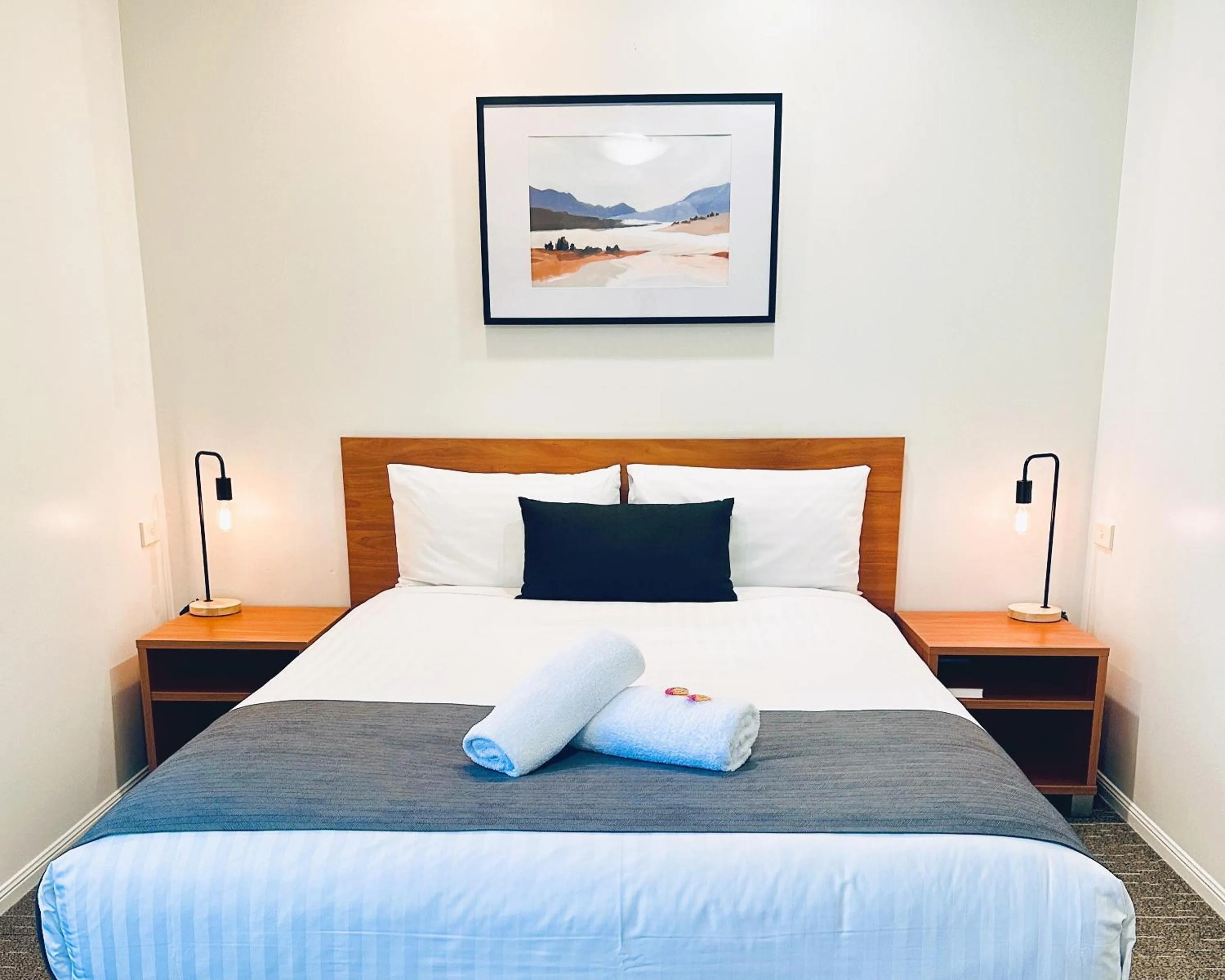 Bed in Best Western Tuscany on Tor Motor Inn