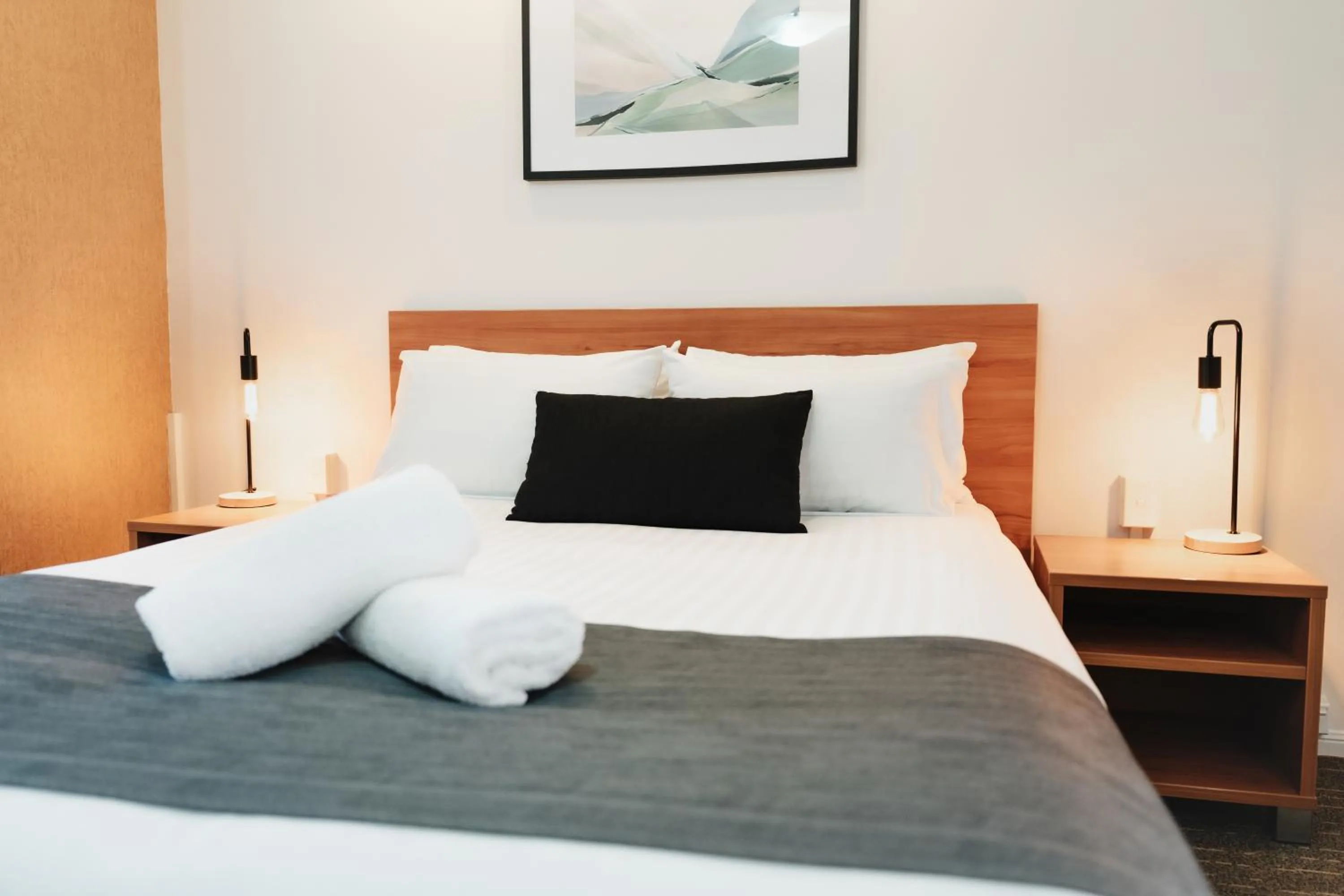 Bed in Best Western Tuscany on Tor Motor Inn