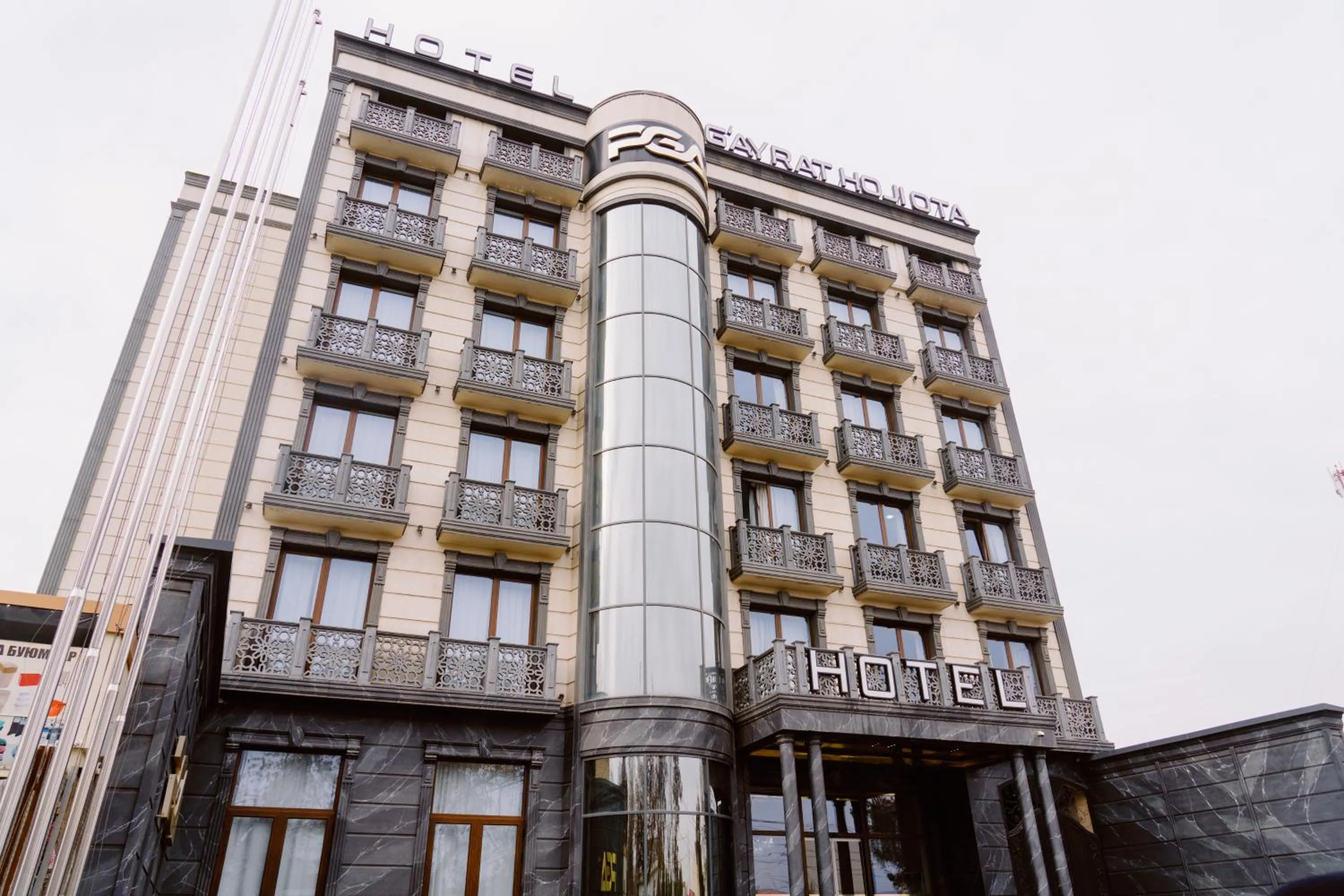 Property building in PGA Hotel Free Shuttle to Airport