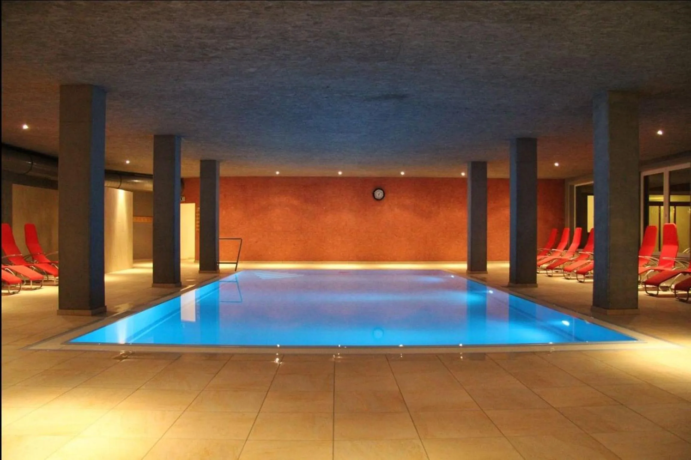 Swimming pool in Hotel Alpenrose aktiv & sport