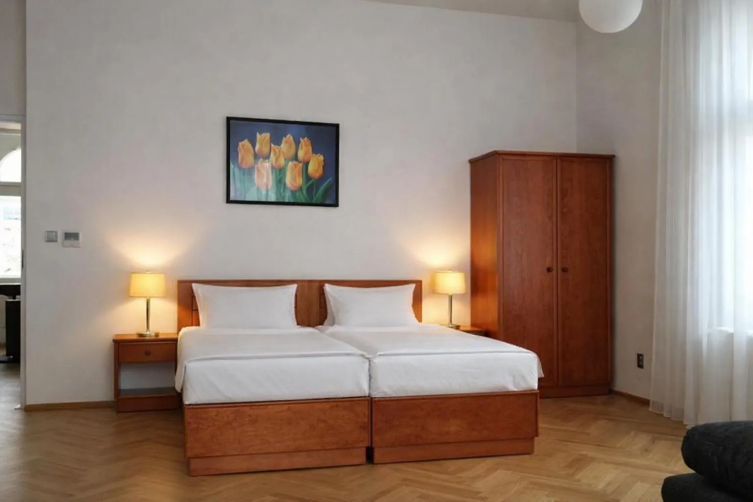 Bed in Residence Dykova - former Pension Jana, Domov Mládeže