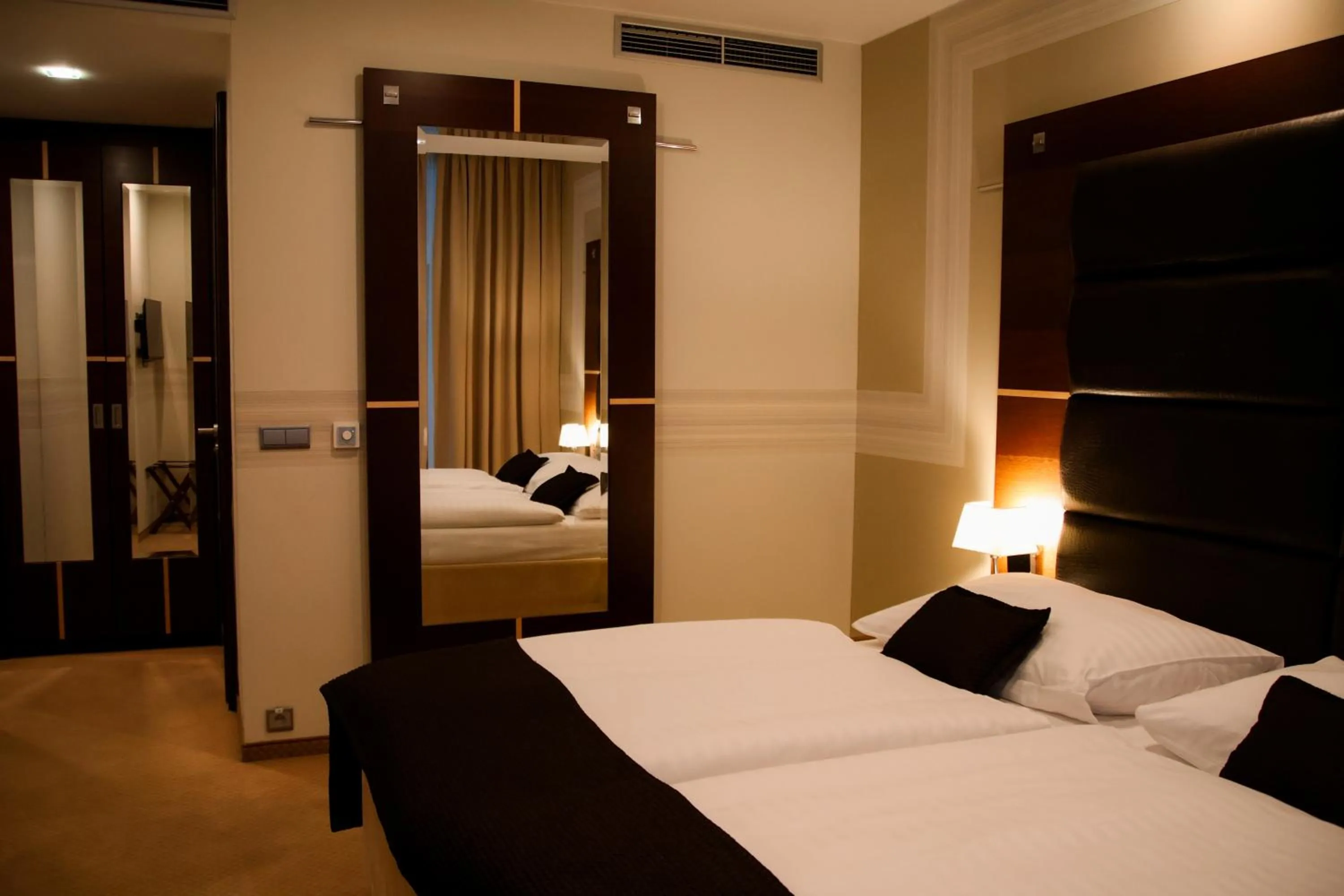 Other, Bed in Art Hotel William