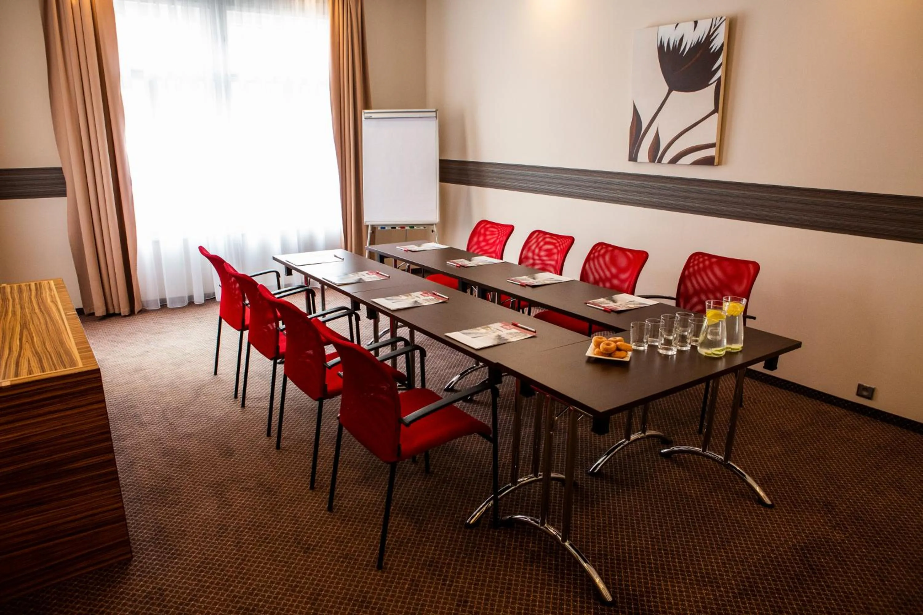 Business facilities in Art Hotel William