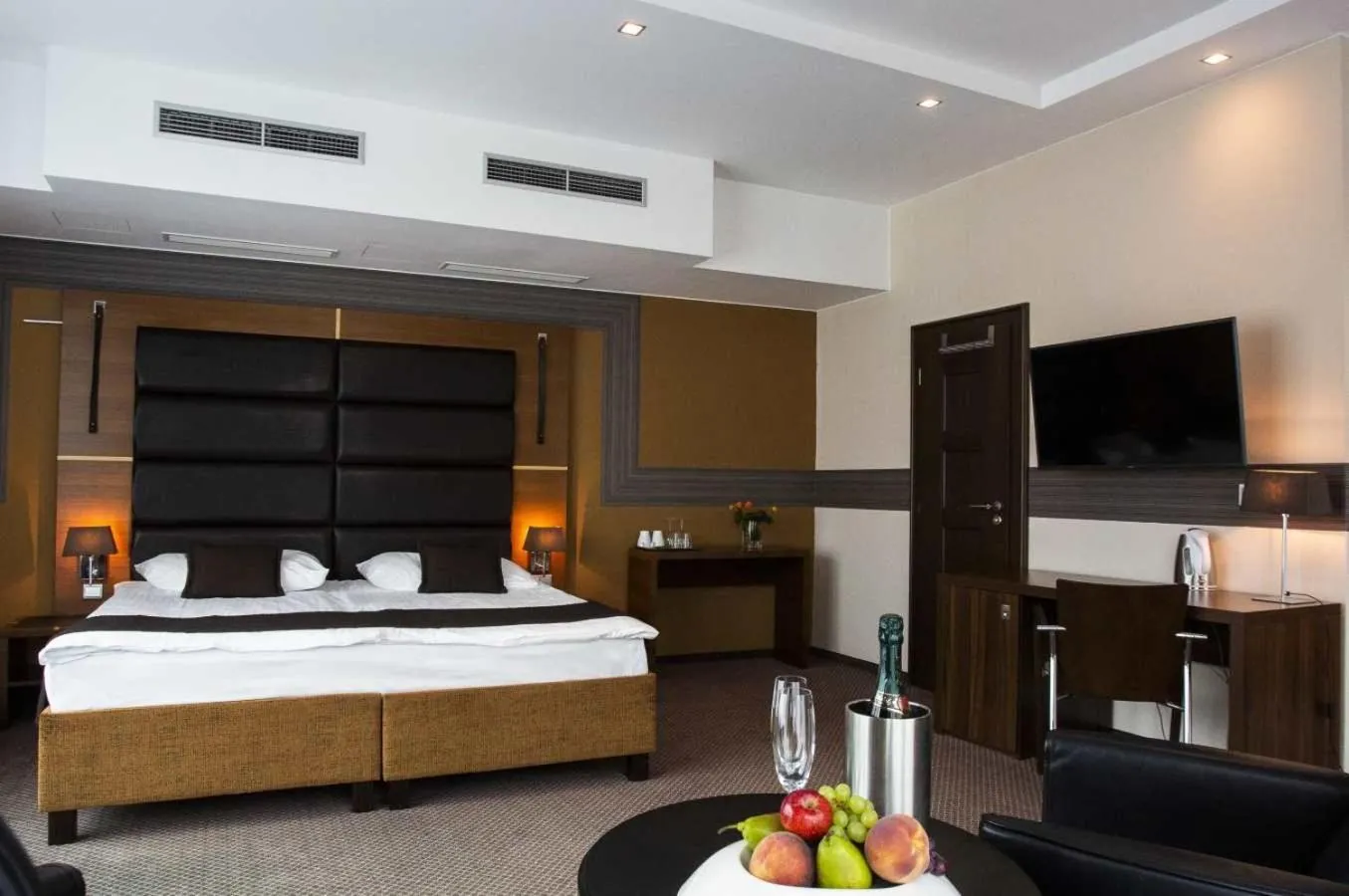 Photo of the whole room, Bed in Art Hotel William