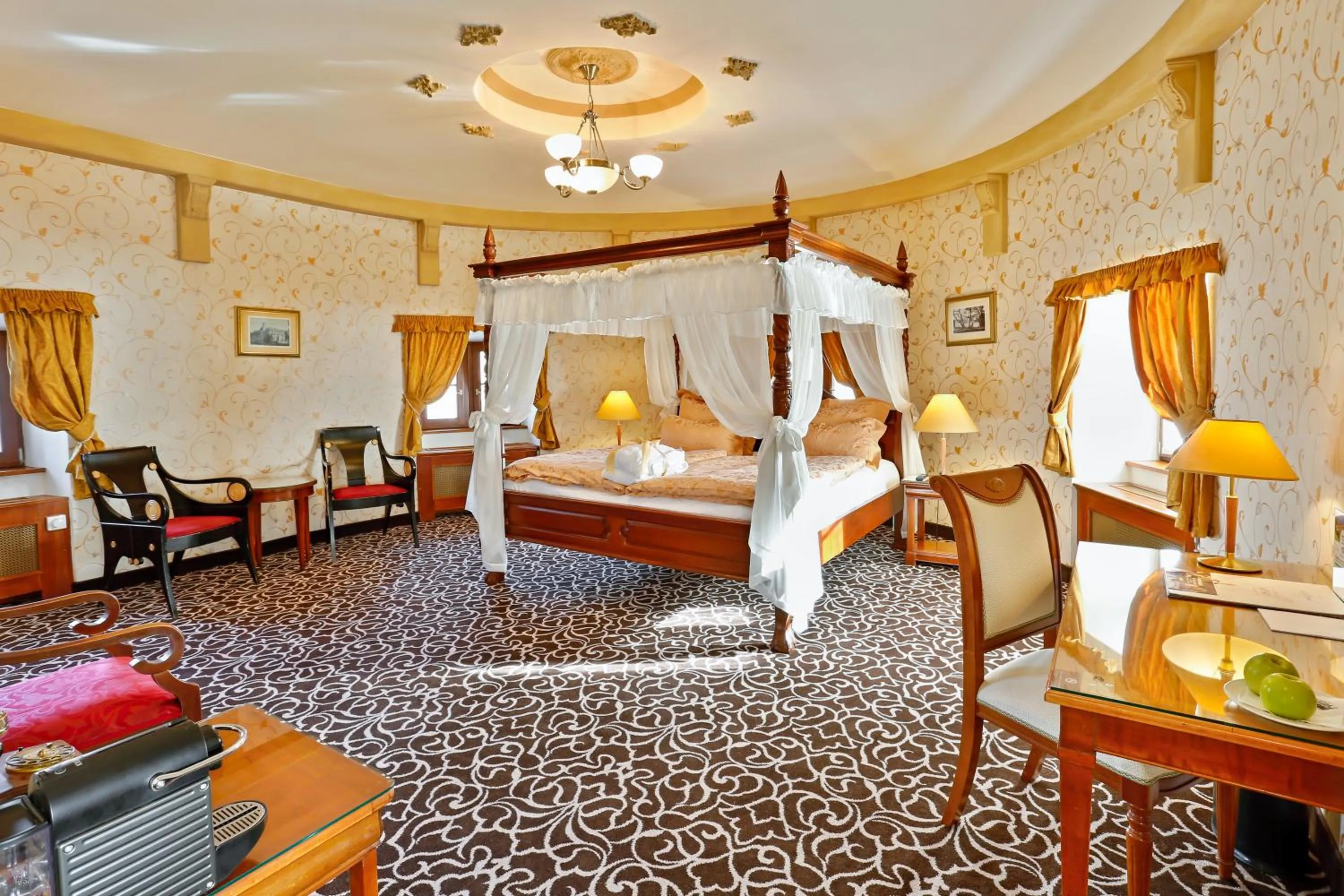 Bedroom, Bed in Chateau St. Havel - Wellness Hotel