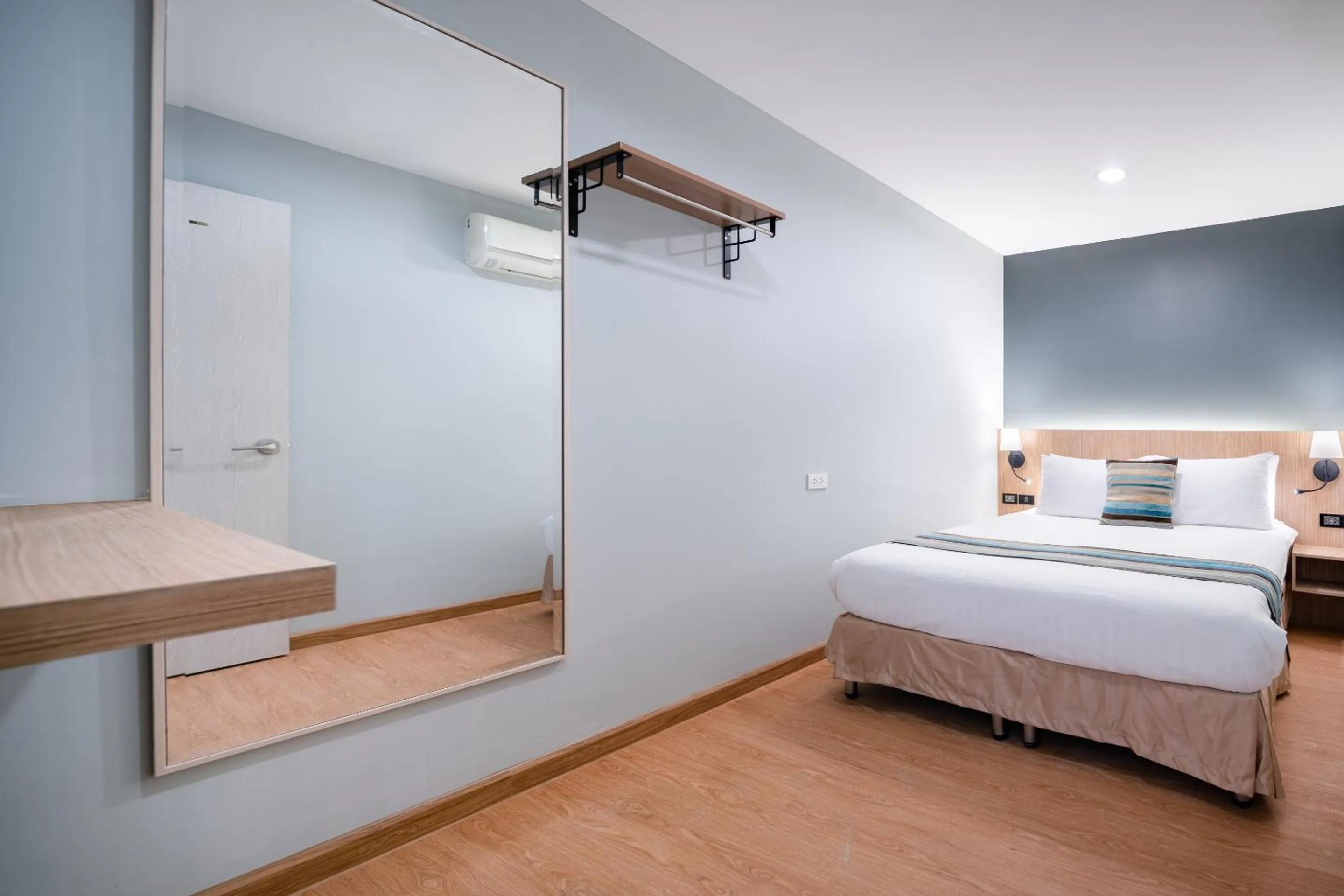 Bed in iCheck inn Residences Sathorn