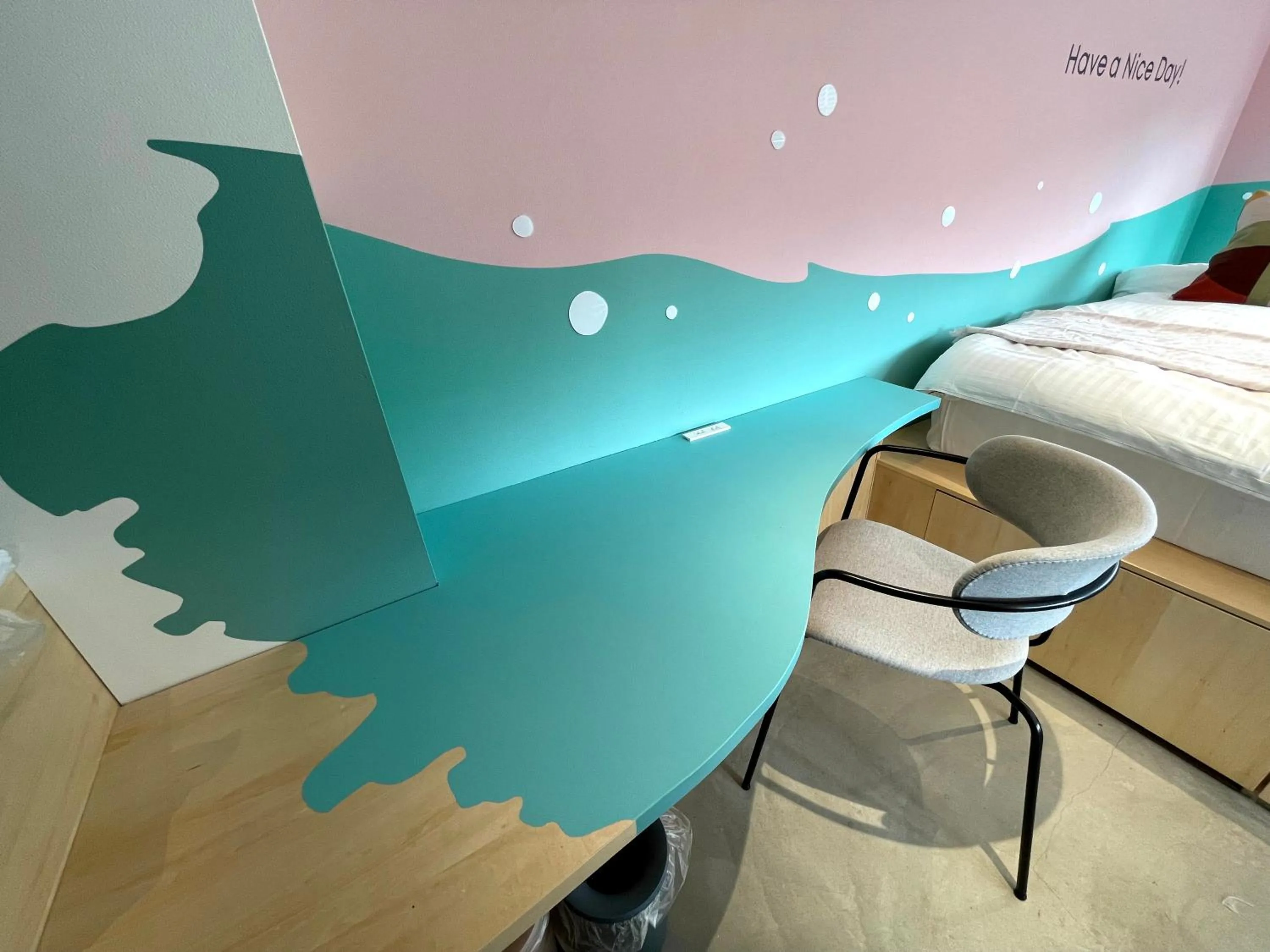 hair dresser in Hostel Have a Nice Day! ドミトリー 個室ルームあり#HVNI