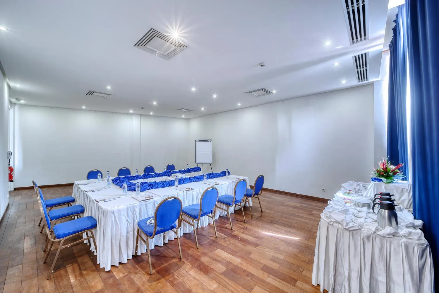 Meeting/conference room in AKWA PALACE Douala