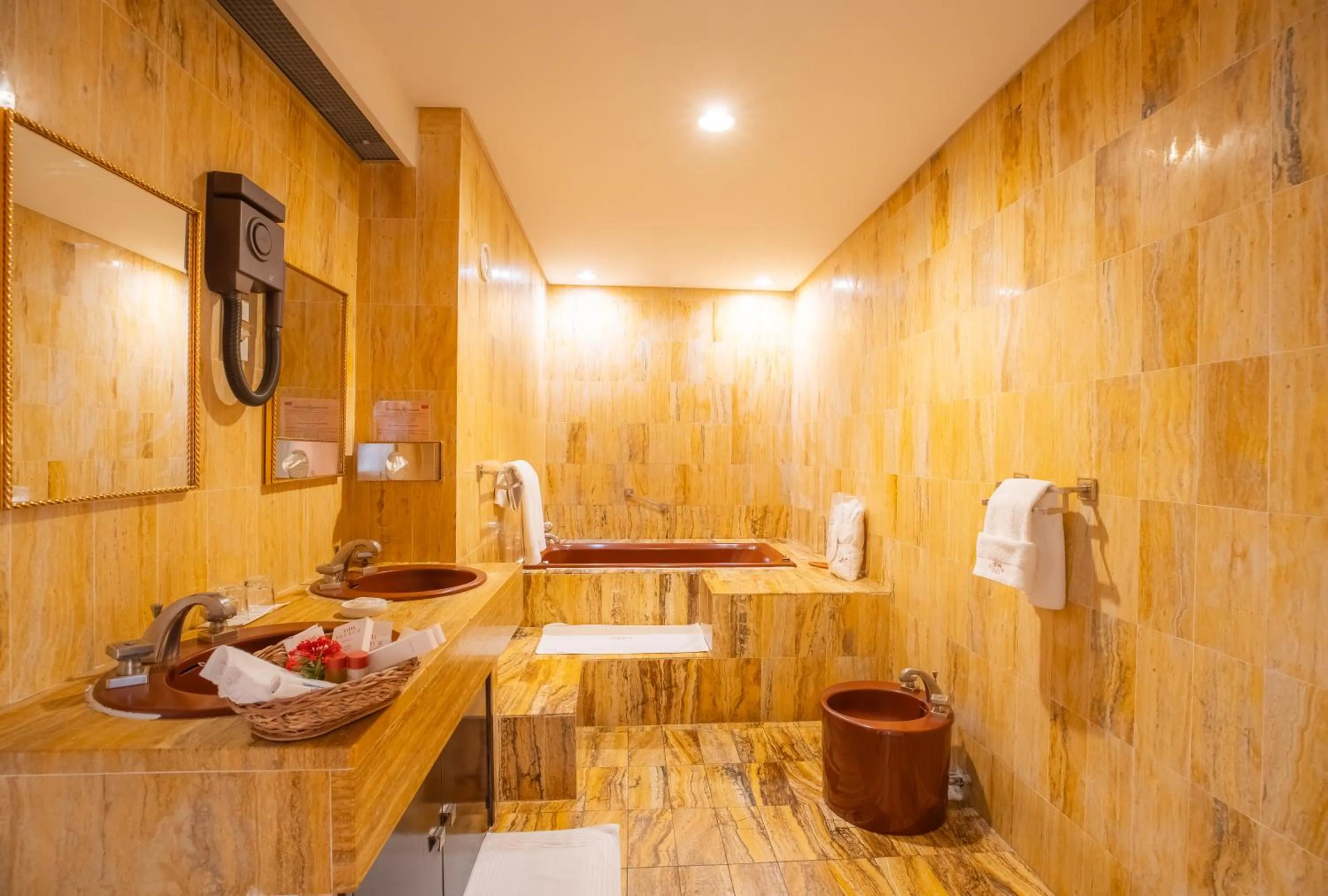 Bathroom in AKWA PALACE Douala