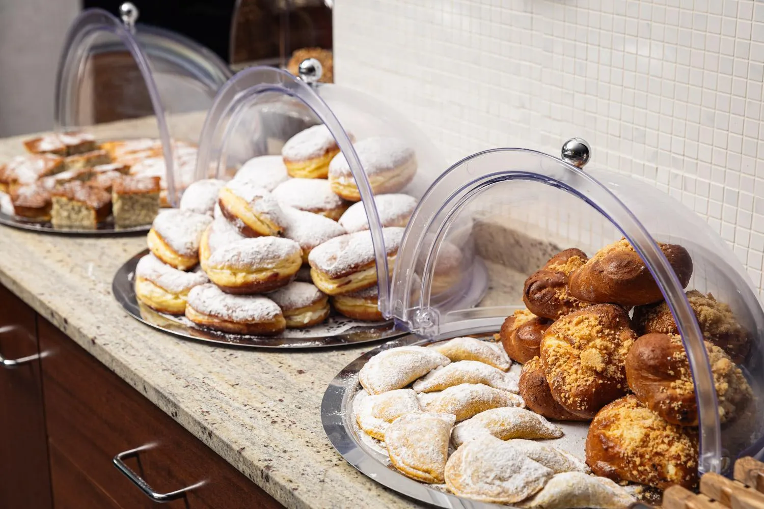 Food and drinks in Hotel Galileo