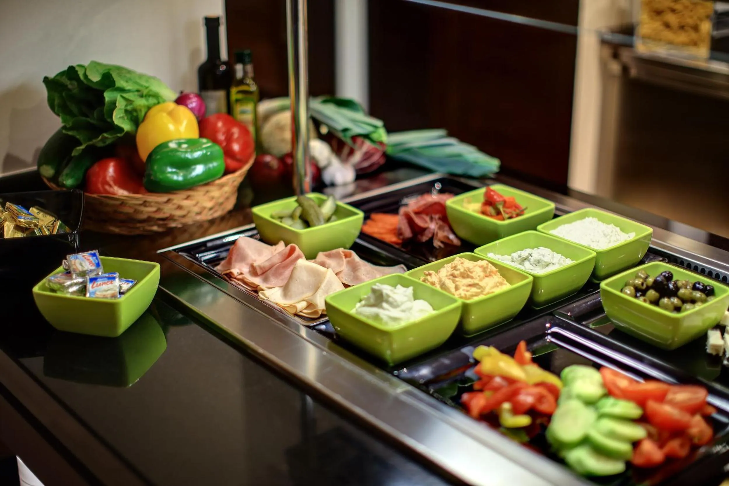 Buffet breakfast in Hotel Duo & Wellness