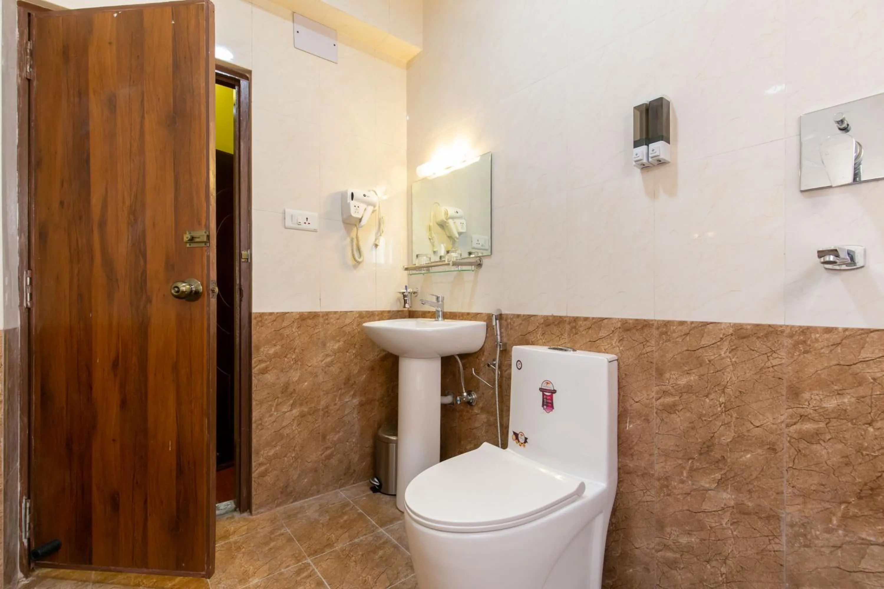 Shower in Deepjyoti Inn