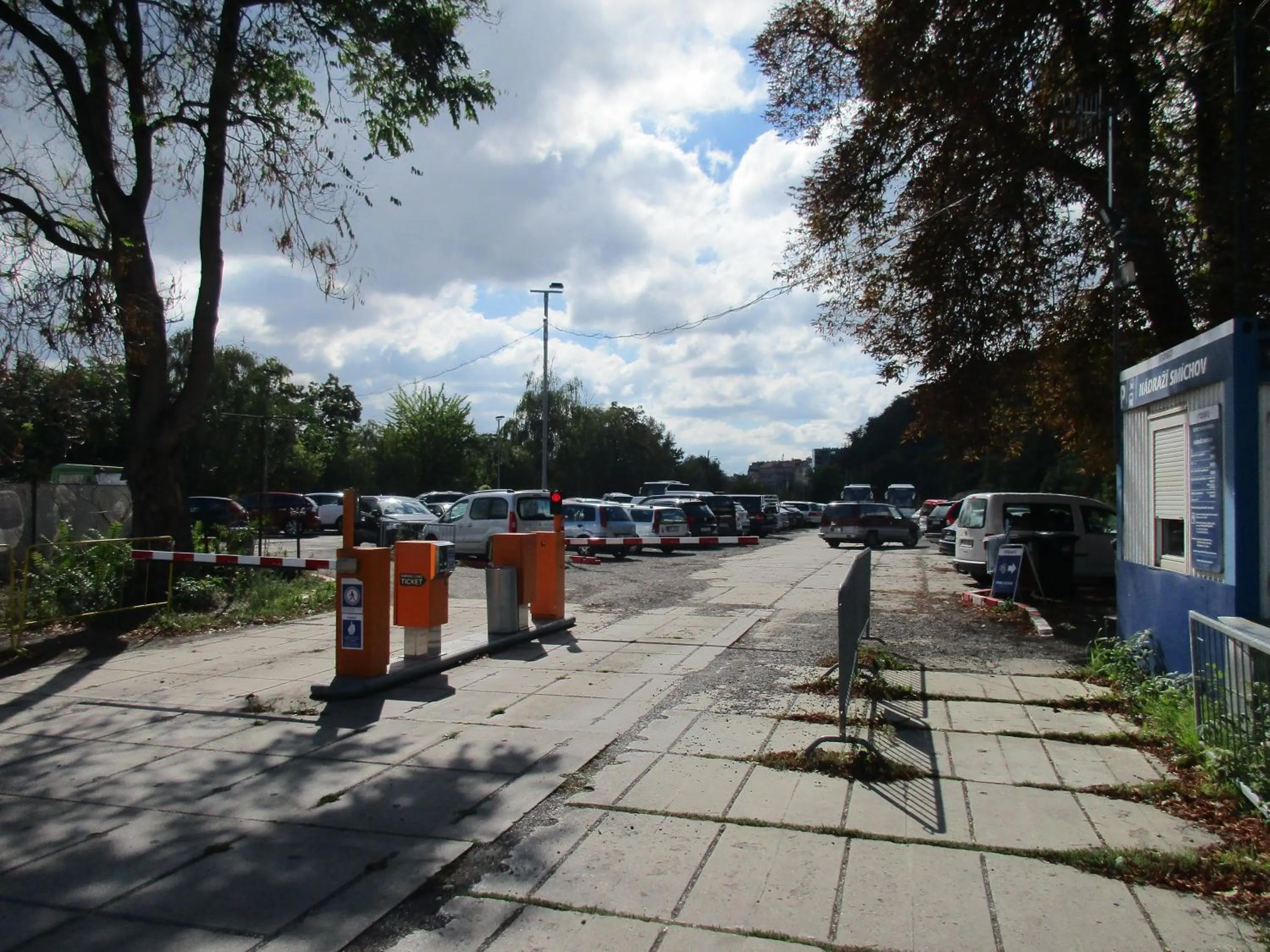 Parking in Akcent hotel