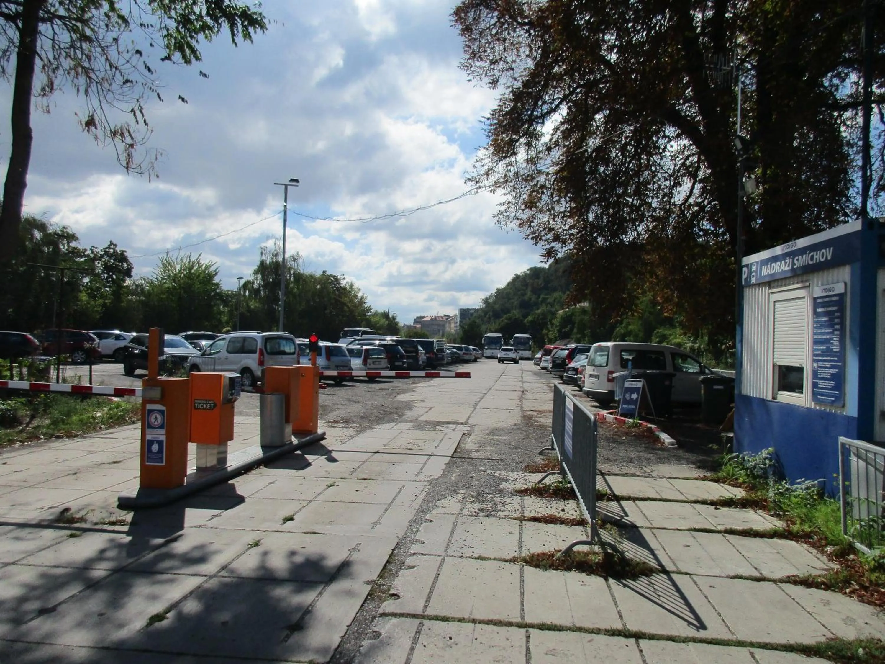 Parking in Akcent hotel