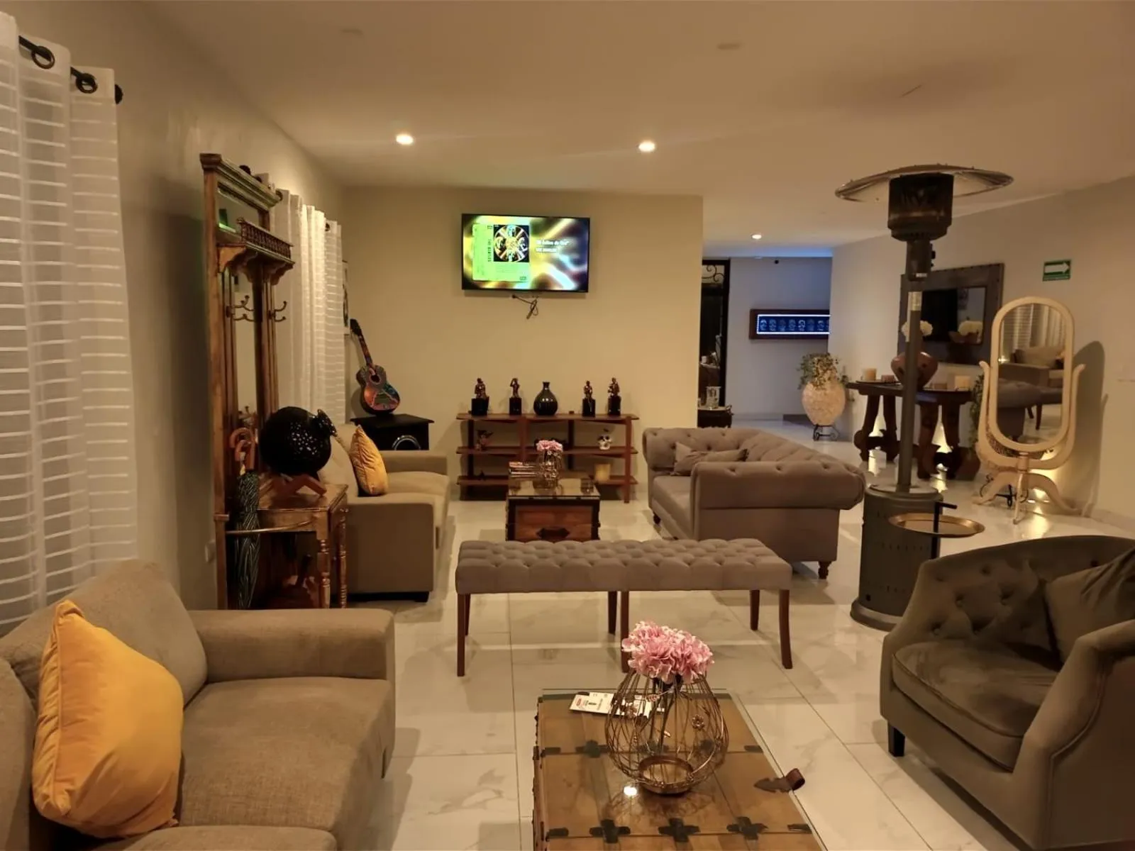 Lobby or reception in Hotel Danini