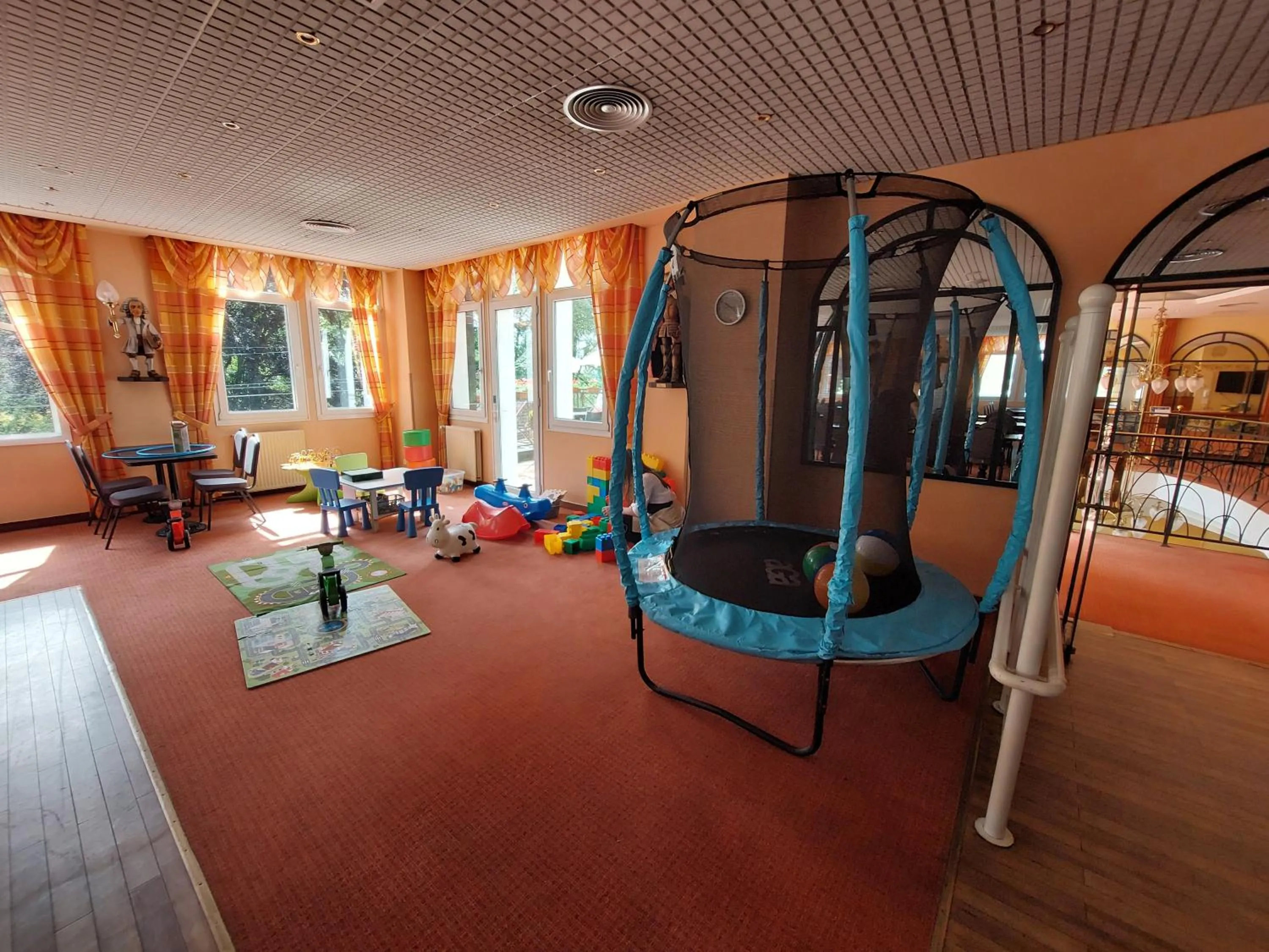 children in Ensana Butterfly