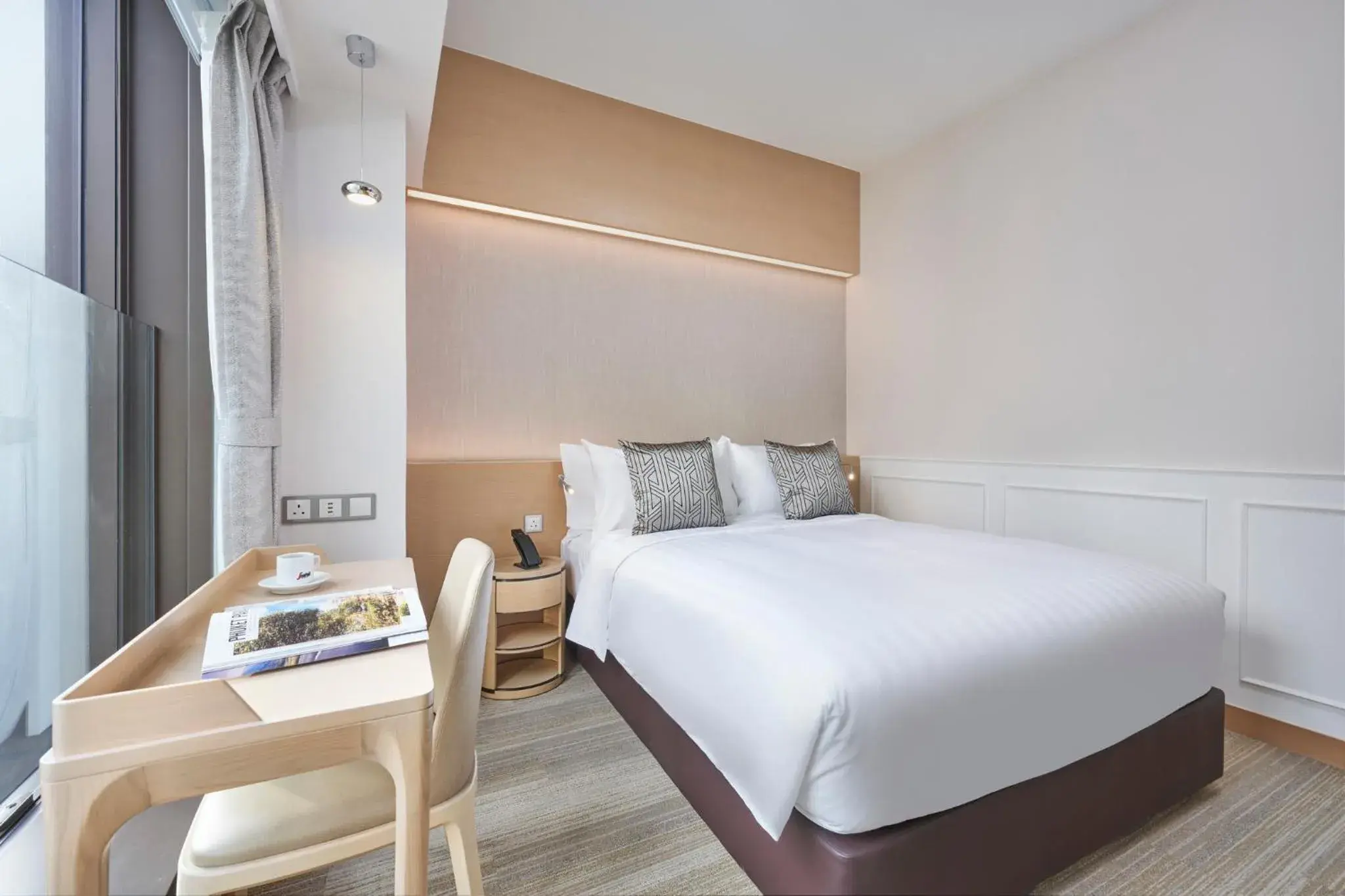 Deluxe Queen with City View in Y Hotel Hong Kong Deluxe Queen with City View in Y Hotel Hong Kong